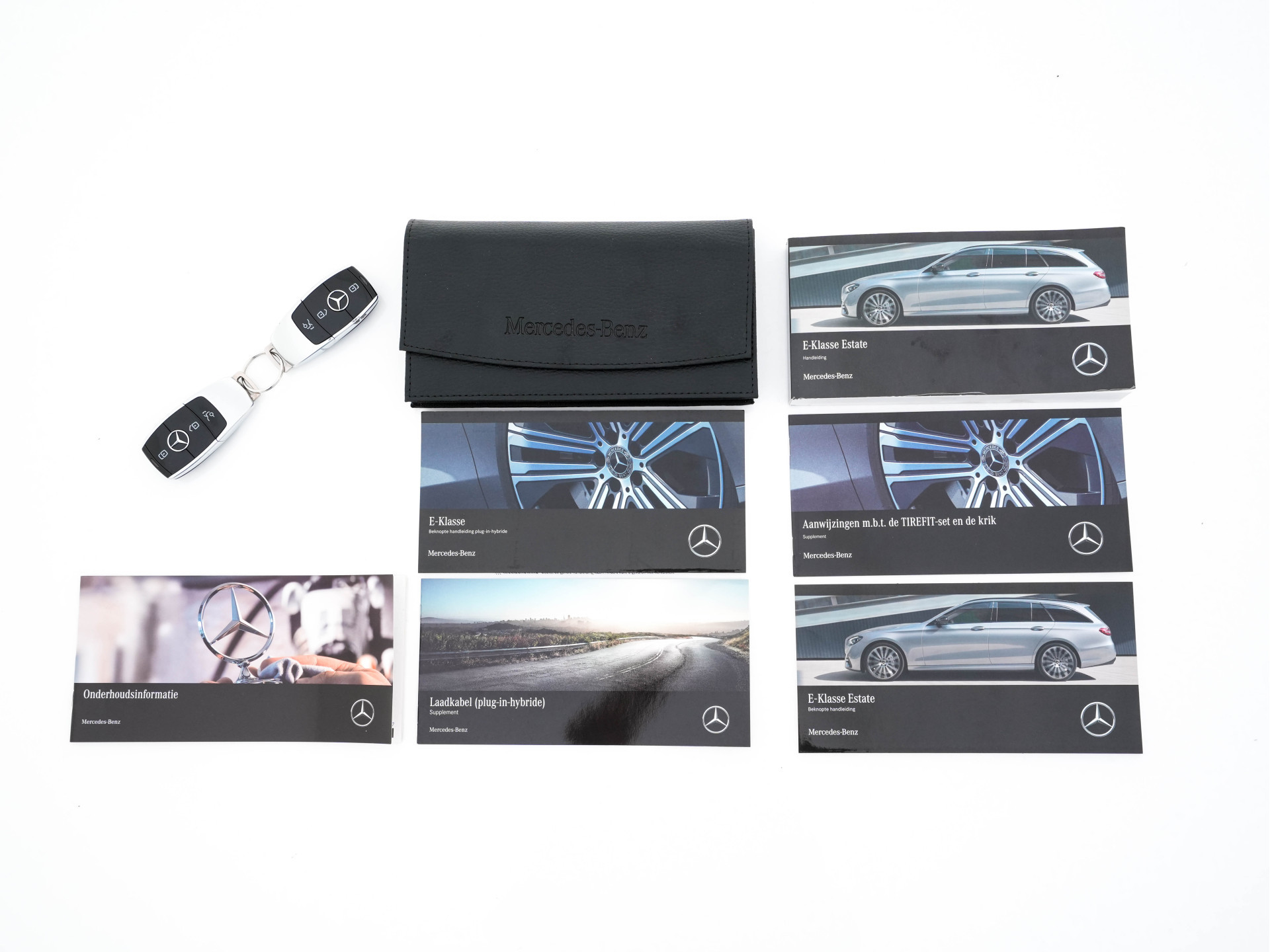 Mercedes-Benz E-klasse Estate 300 de Luxury Line ( Plug-in ) (INCL-BTW) Aut. *LUXURY-LEATHER | FULL-LED | WIDE-SCREEN-DIGICOCKPIT | BLIND-SPOT | AMBIENT-LIGHT | HEATED-SPORTSEATS | CAMERA | DAB+ | NAVI-FULLMAP | PDC | ADAPTIVE-CRUISE | ECC | 18''ALU*