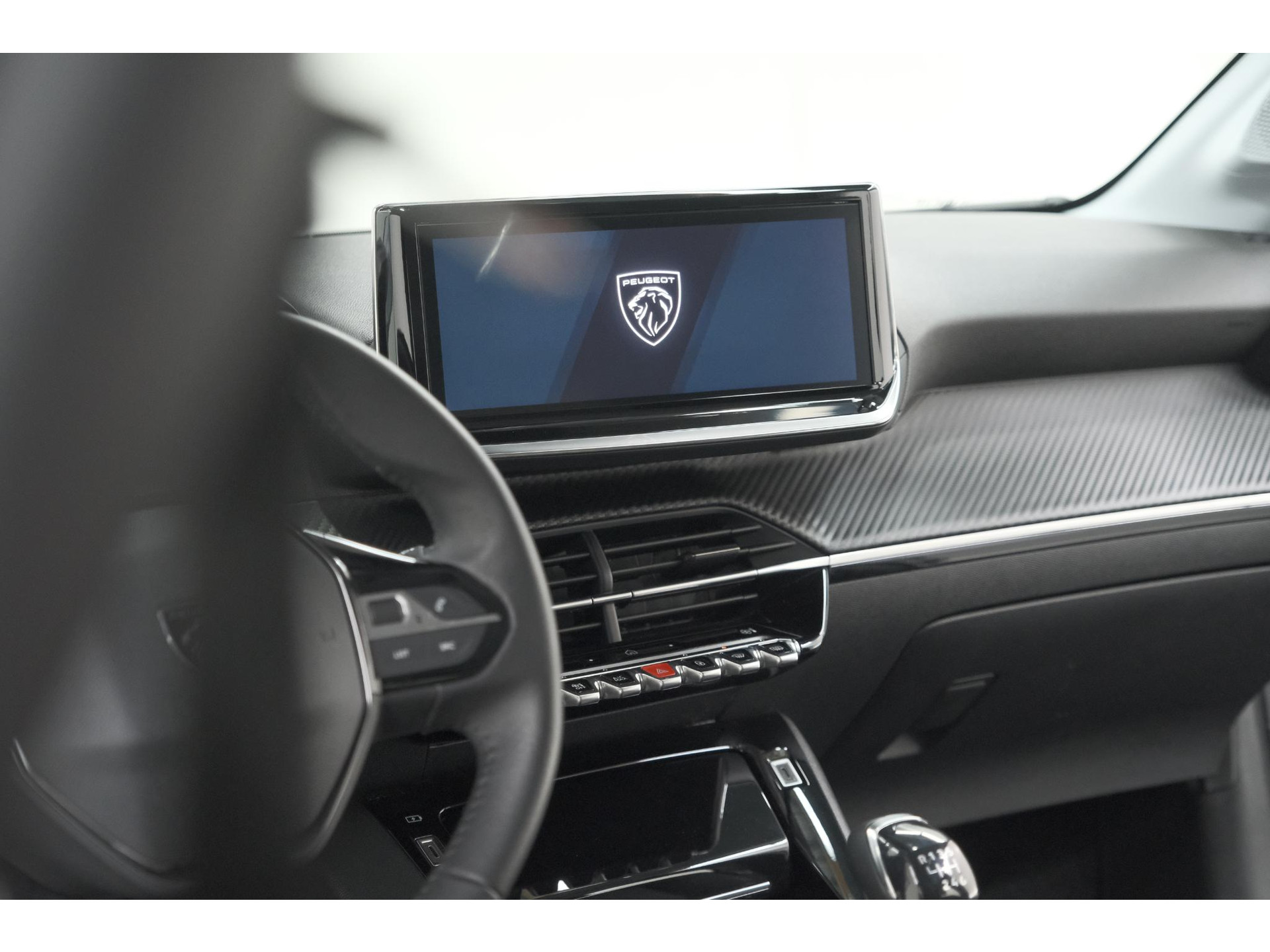 Peugeot 208 PureTech 100 Allure Pack | NIEUW MODEL | Apple CarPlay | Parkeersensoren | Climate Control