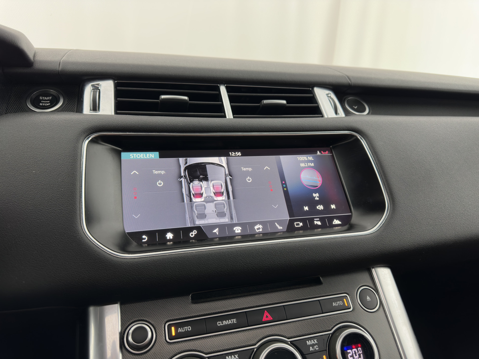 Land Rover Range Rover Sport 3.0 TDV6 HSE Dynamic Aut. *PANO | DIGI-COCKPIT | LEATHER | XENON | NAVI-FULLMAP | CAMERA | KEYLESS | AIR-SUSPENSION | ECC | PDC | HEATED-SPORTSEATS | AMBIENT-LIGHT | CARBON-INLAY | SHIFT-PADDLES | CRUISE |