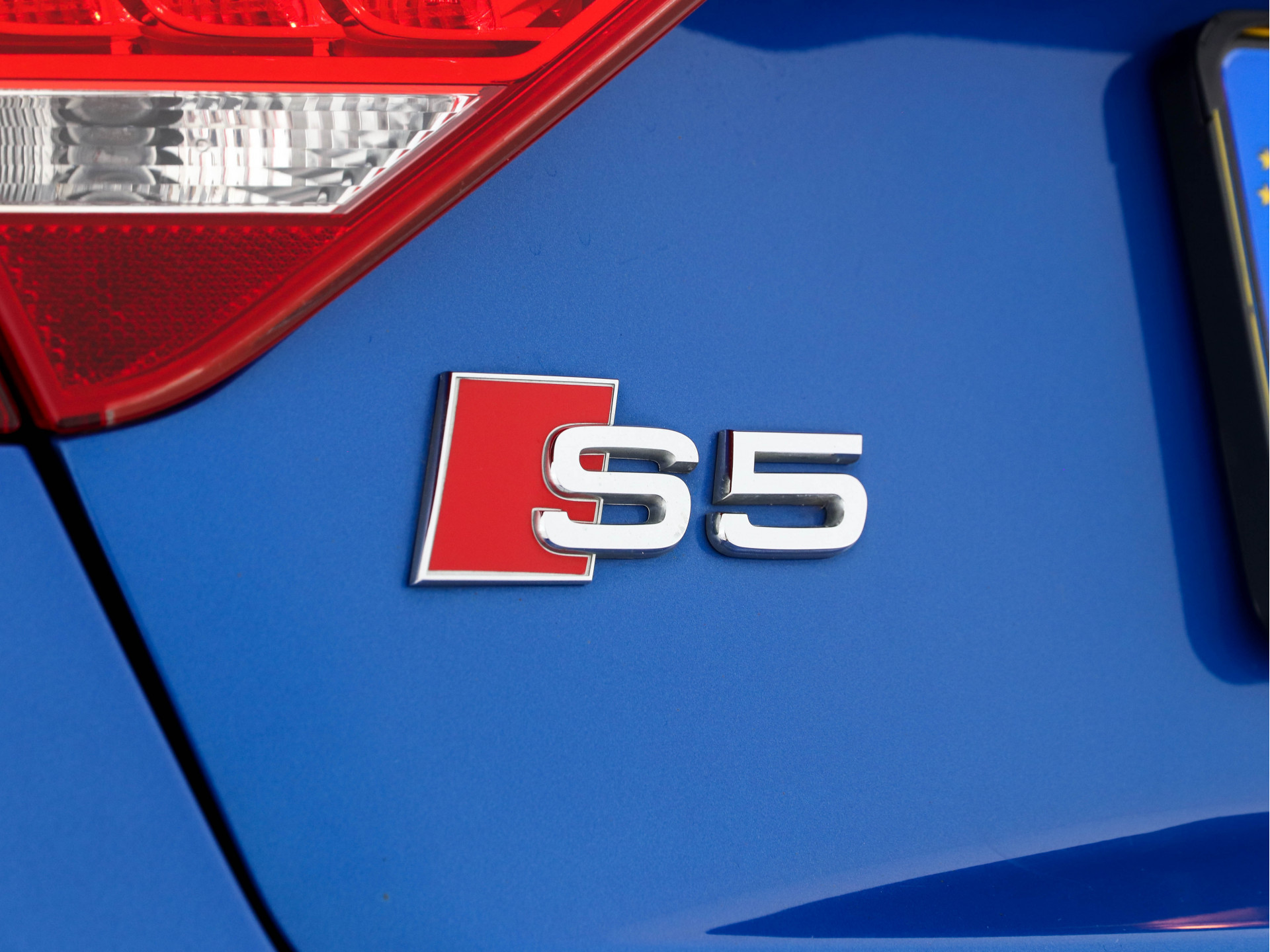 Audi S5 Cabriolet 3.0 TFSI Quattro Aut. *LEATHER | BI-XENON | NAVI-FULLMAP | BANG/OLUFSEN-AUDIO | PDC | ECC | CRUISE | CAMERA | SHIFT-PADDLES | MEMORY-PACK | HAEATED/VENTILATED-SPORTSEATS | AIRSCARF | CARBON-INLAY | KEY