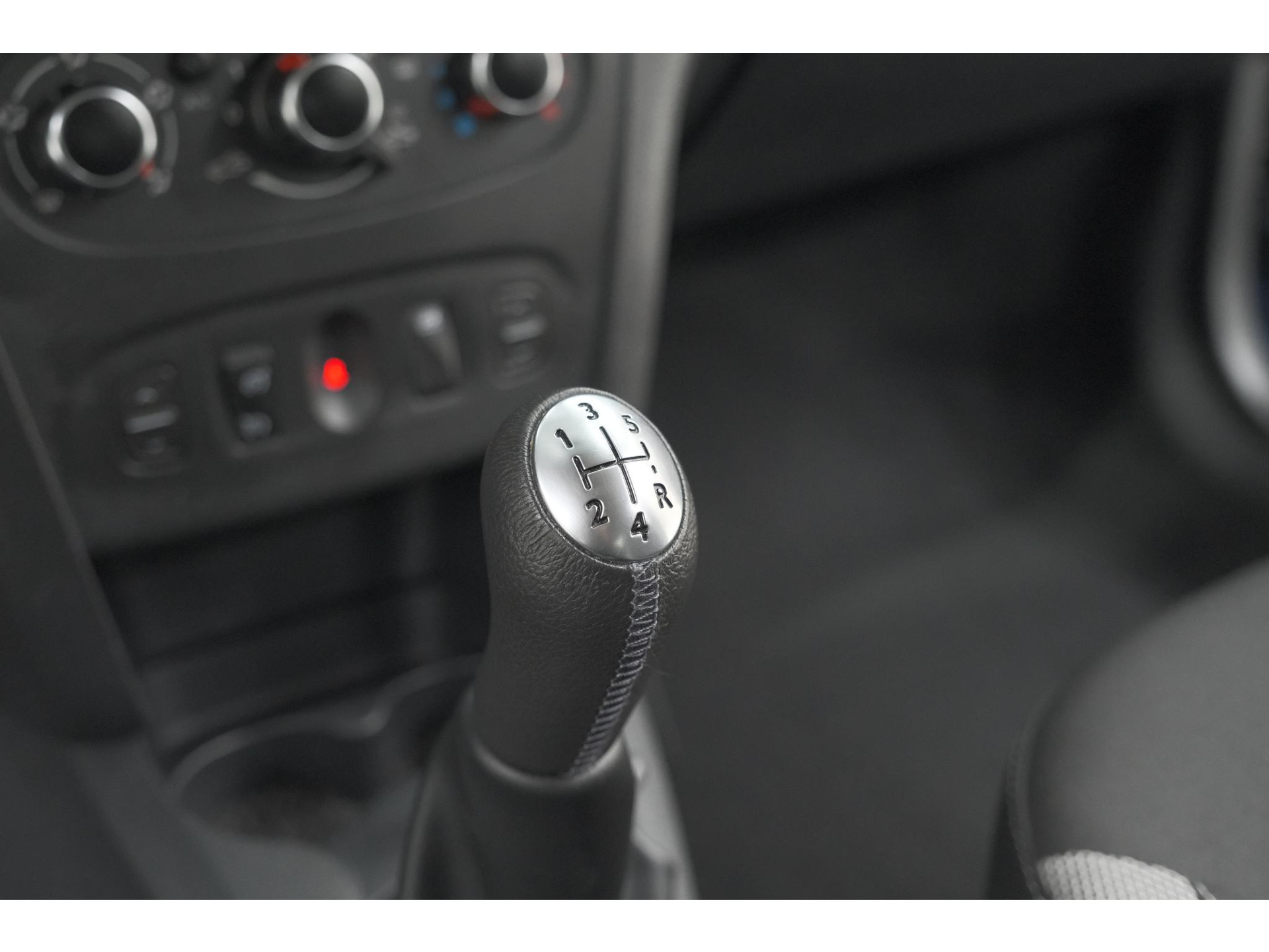 Dacia Sandero TCe 90 SL Stepway | Navigatie | Parkeersensoren | Airco