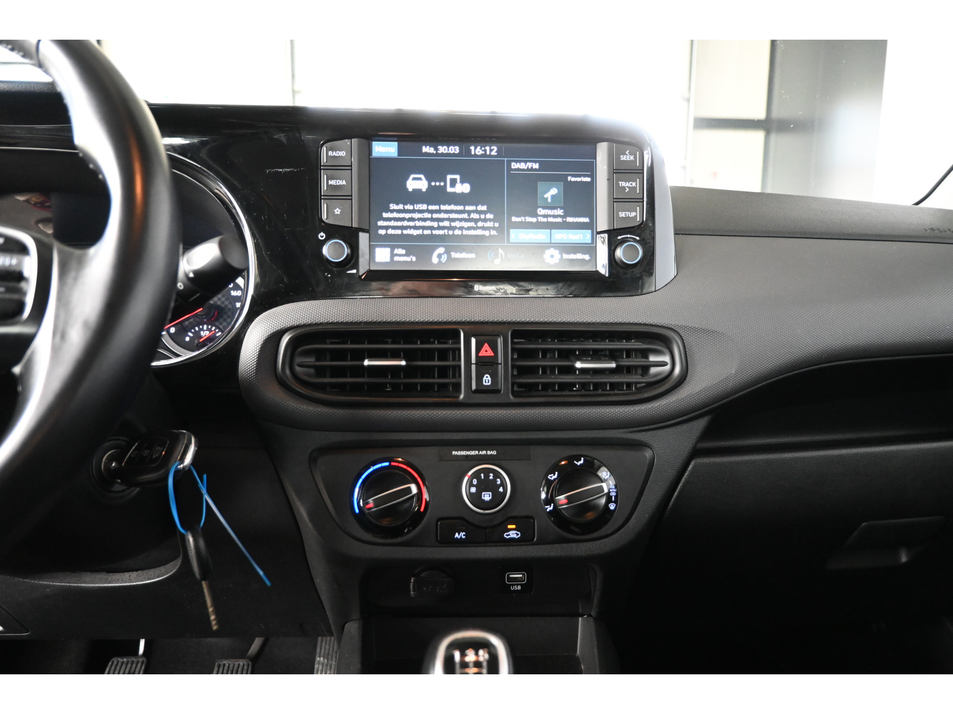 Hyundai i10 1.0 Comfort Airco Carplay Cruise Control LED 1e Eigenaar Rijklaarprijs! Inruil Mogelijk!