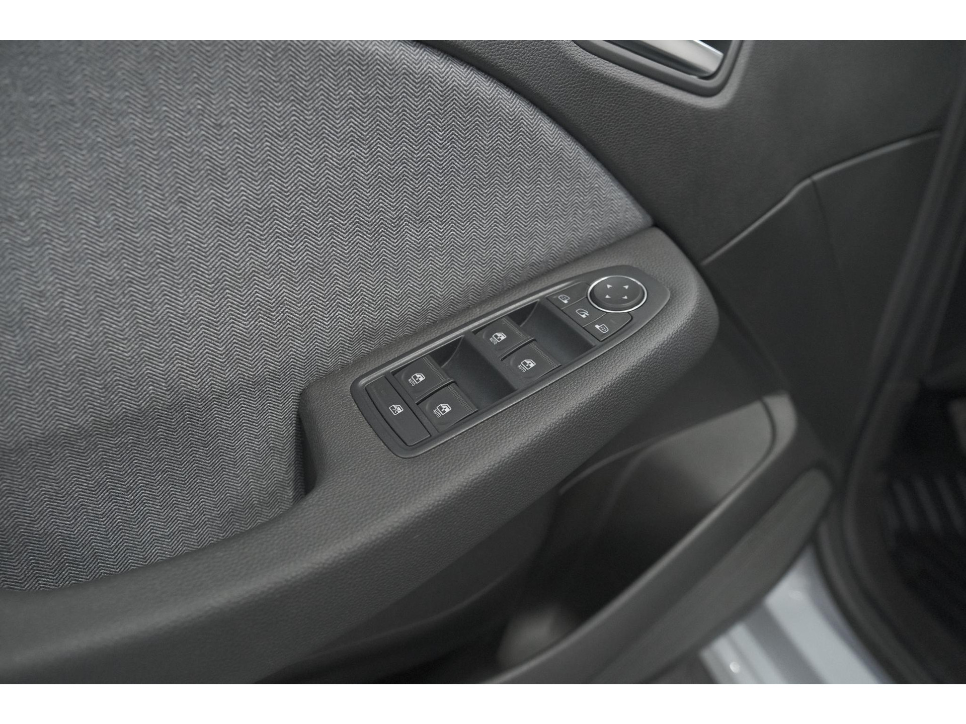 Renault Clio TCe 90 GPF techno | 360 Camera | Adaptieve Cruise Control | Navigatie | 9.3 Inch Groot Scherm