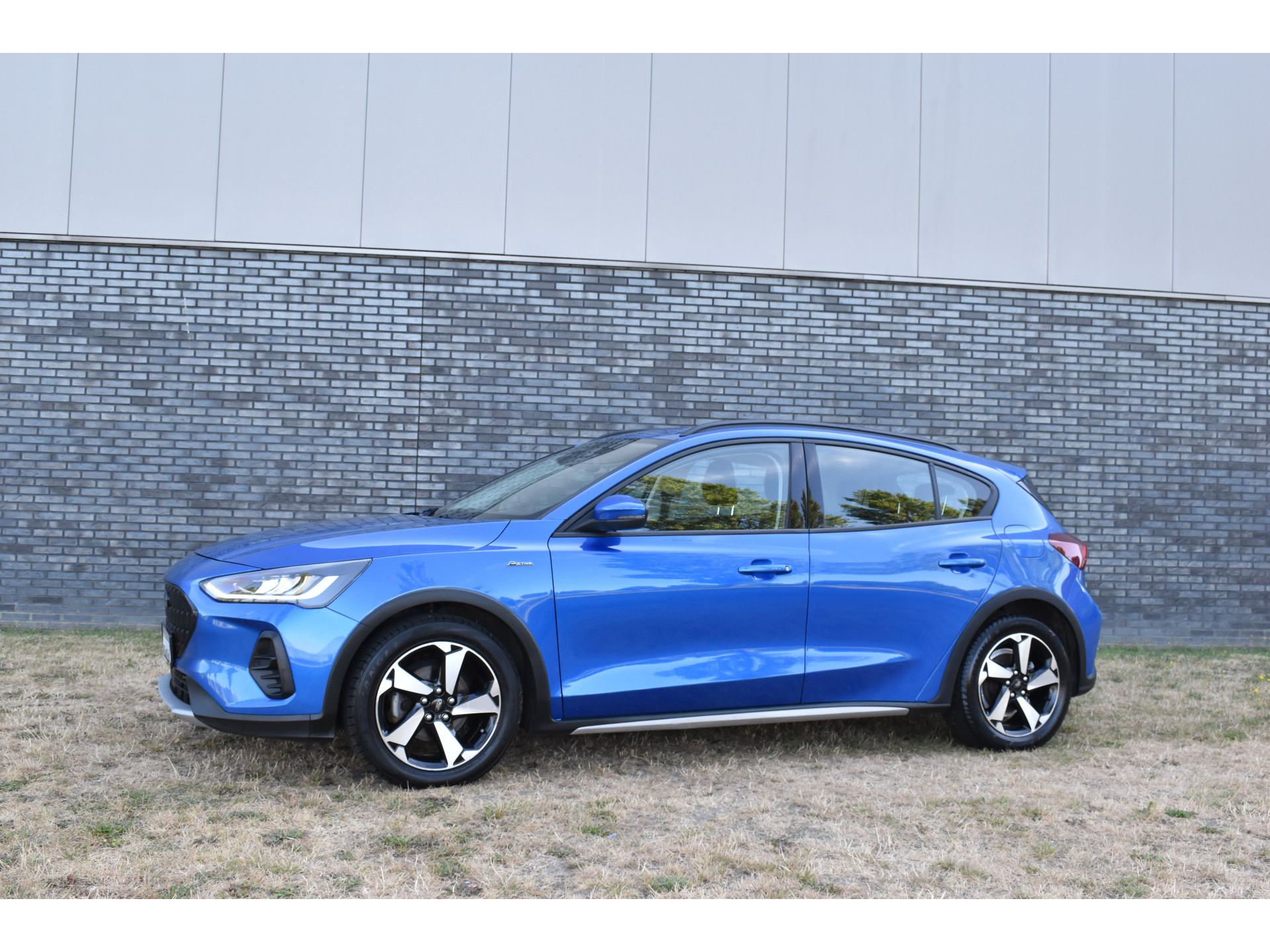 Ford Focus 1.0 92 kW AT Active MHEV Automaat Navigatie Pdc Stoel/stuur verwarming