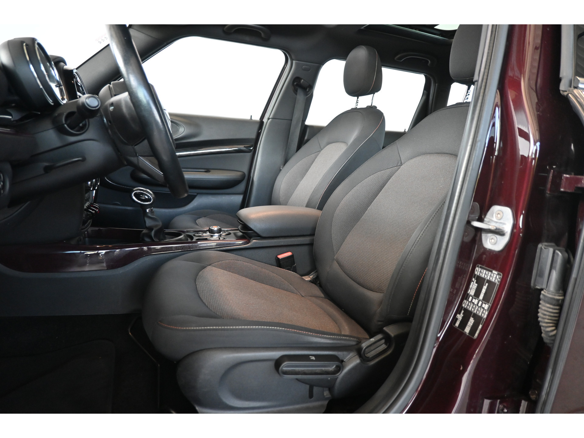 MINI Clubman 1.5 Salt Business Automaat Navigatie Panoramadak Goed Onderhouden! Inruil Mogelijk!