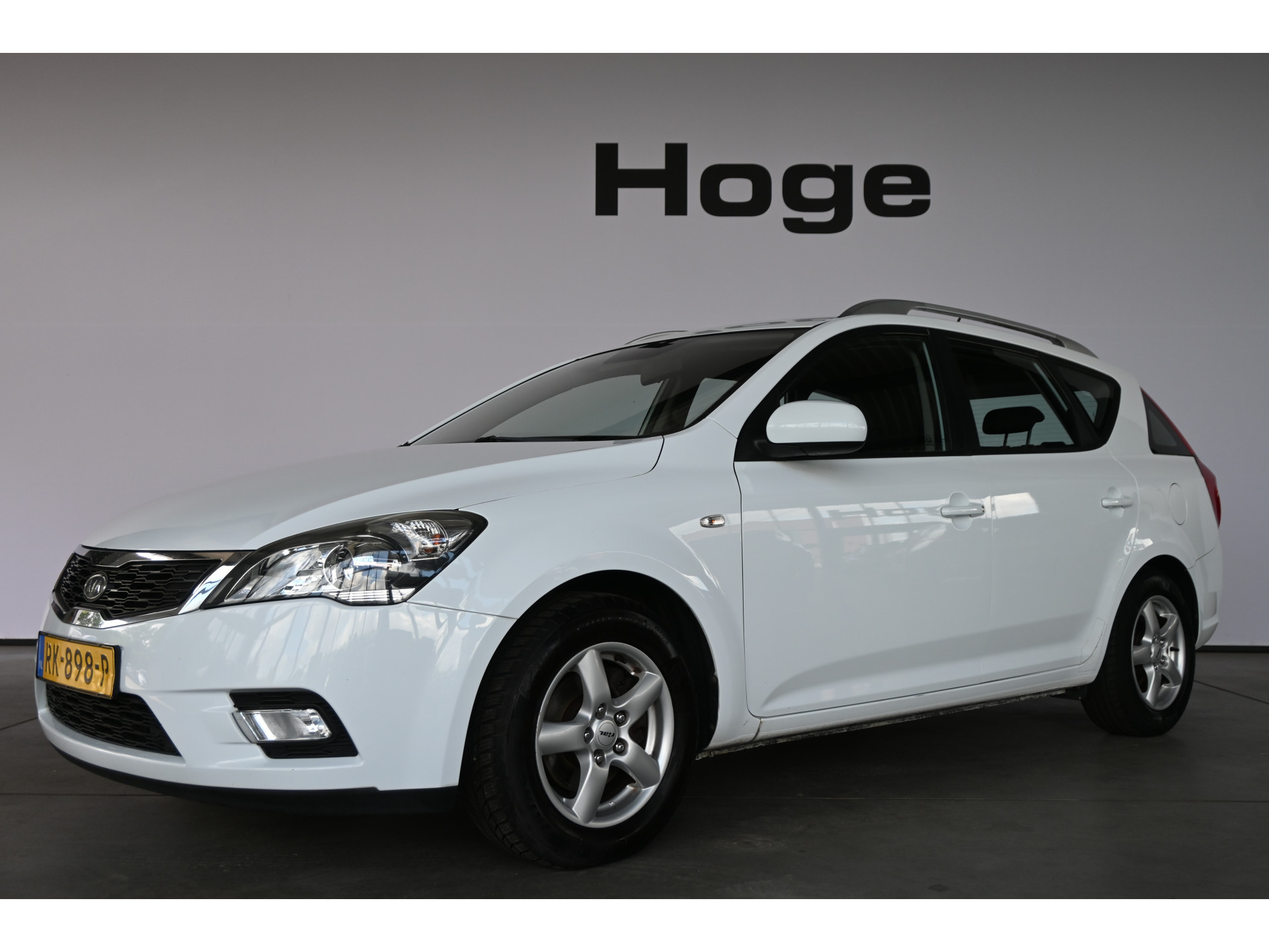 Kia cee'd 1.4 CVVT X-tra Airco Trekhaak Stoelverwarming All in Prijs! Inruil Mogelijk!