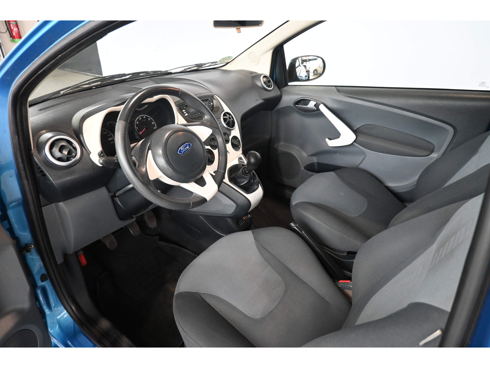 Ford Ka 1.2 Trend Airco Elektrisch Pakket! Goed Onderhouden! Inruil Mogelijk!
