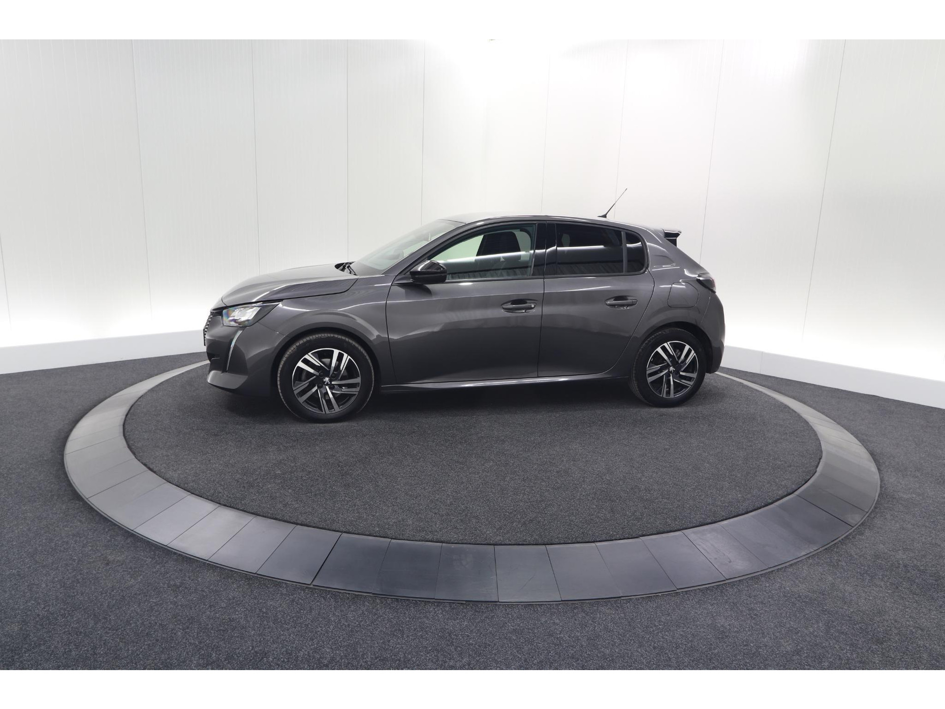Peugeot 208 PureTech 100 EAT8 Allure Pack | Camera | Apple Carplay | Parkeersensoren | Stoelverwarming
