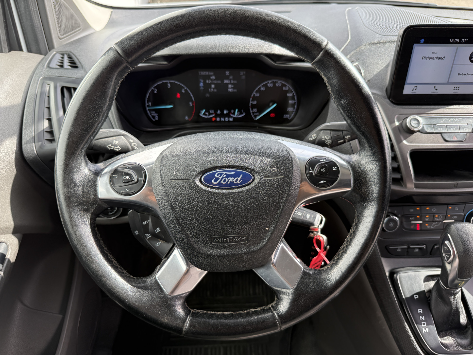 Ford Transit Connect 1.5 TDCI 100PK L2 Automaat Trekhaak Carplay Camera Airco Cruise Control Camera Parkeersensoren Achter Stoelverwarming