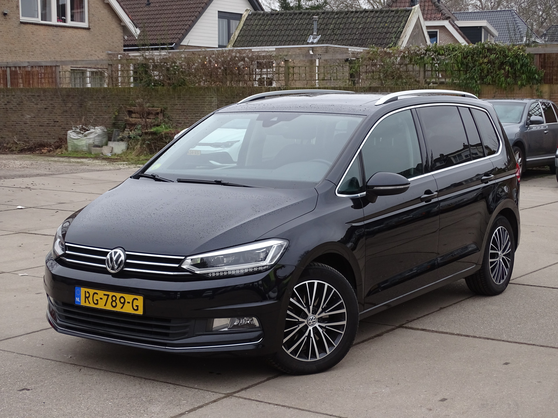 Volkswagen Touran 2.0 TDI EURO 6 SCR Highline Panorama
