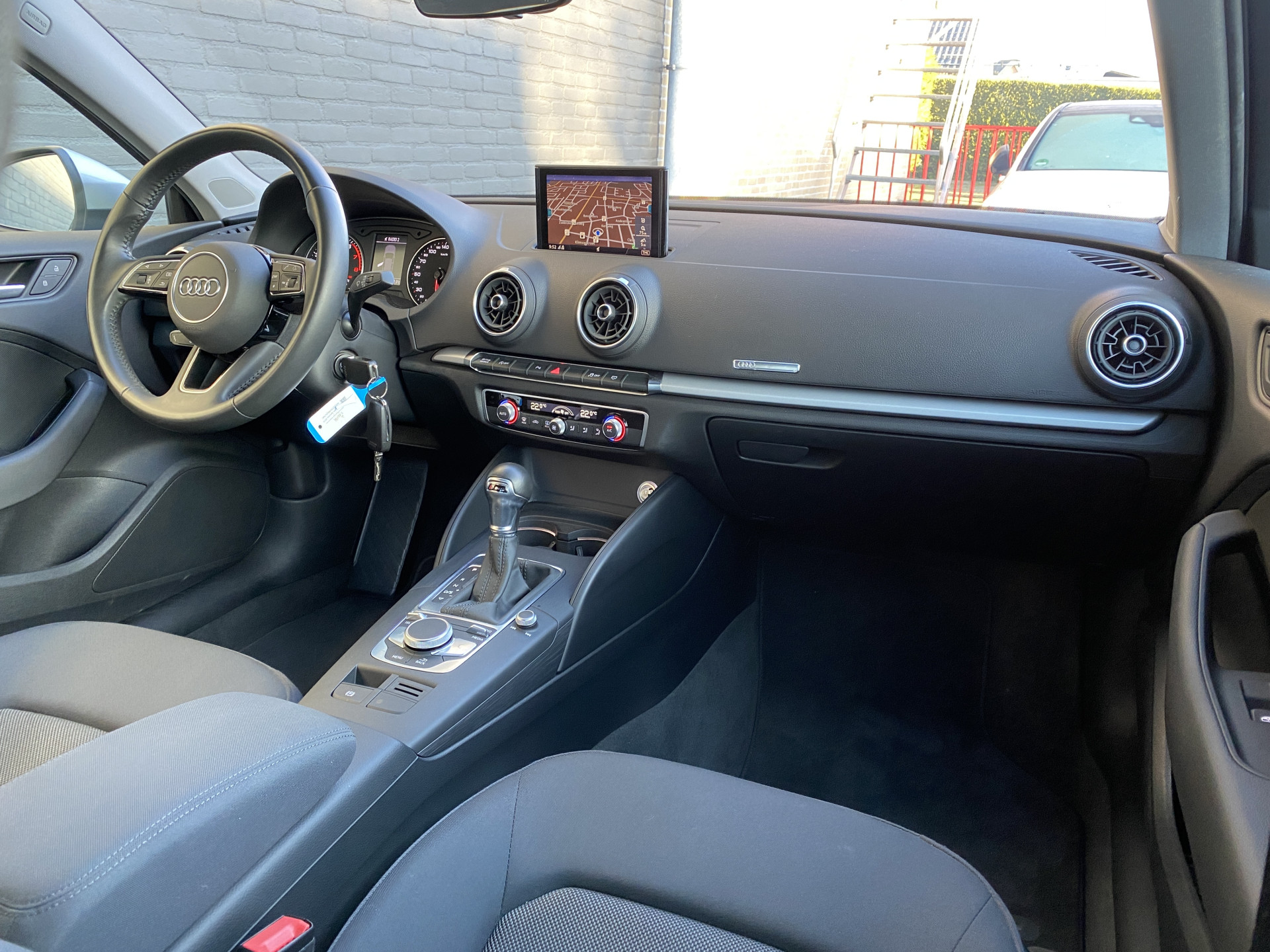 Audi A3 Sportback 30 TFSI 116 pk Design Pro Line Plus AUT. | navigatie | 18 inch sportvelgen | climate control | bluetooth