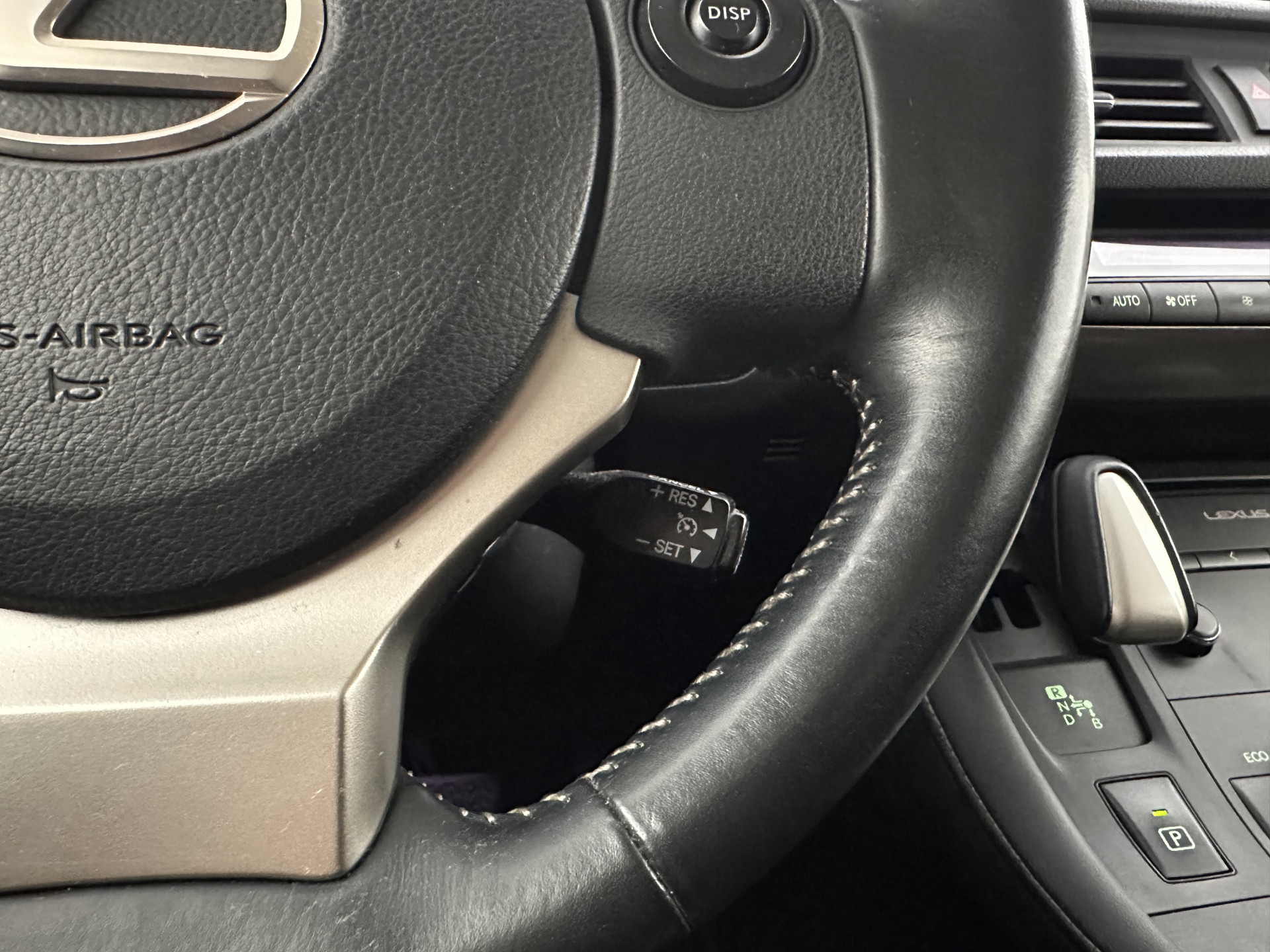 Lexus CT 200h Business Line Aut.*NAVI-FULLMAP | LEATHER | HEATED-COMFORTSEATS | CAMERA | PRIVACYGLASS | ECC | CRUISE | DIGI-COCKPIT | 16''ALU*