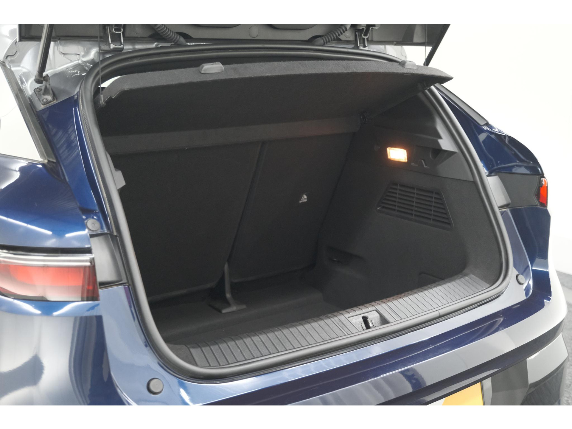 Renault Megane E-Tech EV60 Optimum Charge Techno | Pack Winter | Camera | Adaptieve Cruise Control | Dodehoekdetectie