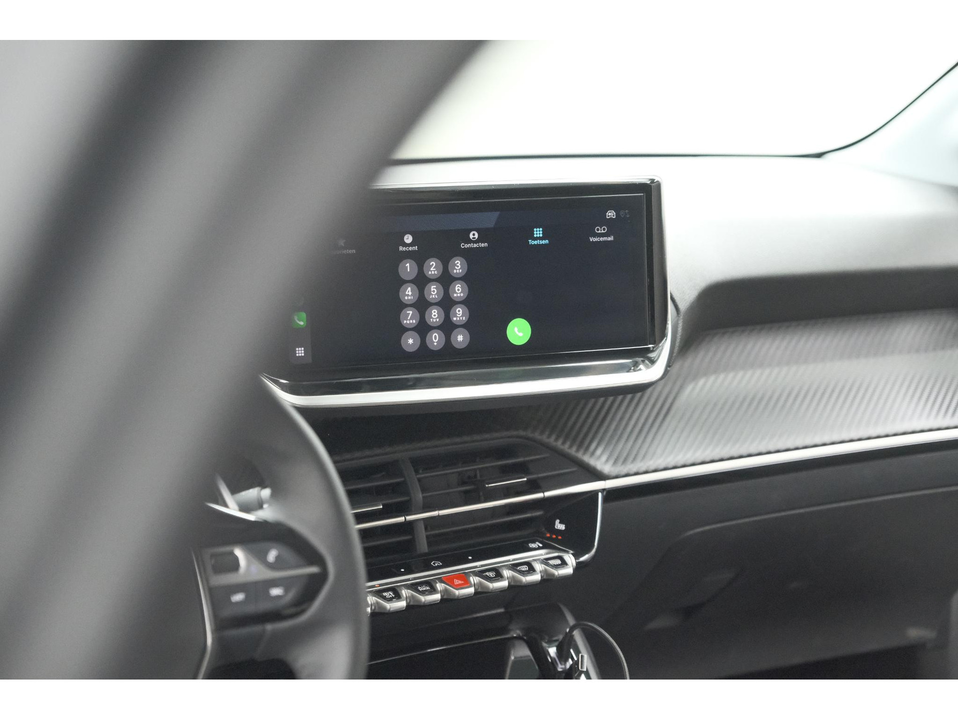 Peugeot 208 Hybrid 110 e-DCS6 Allure | Stoelverwarming | Apple Carplay | Parkeersensoren