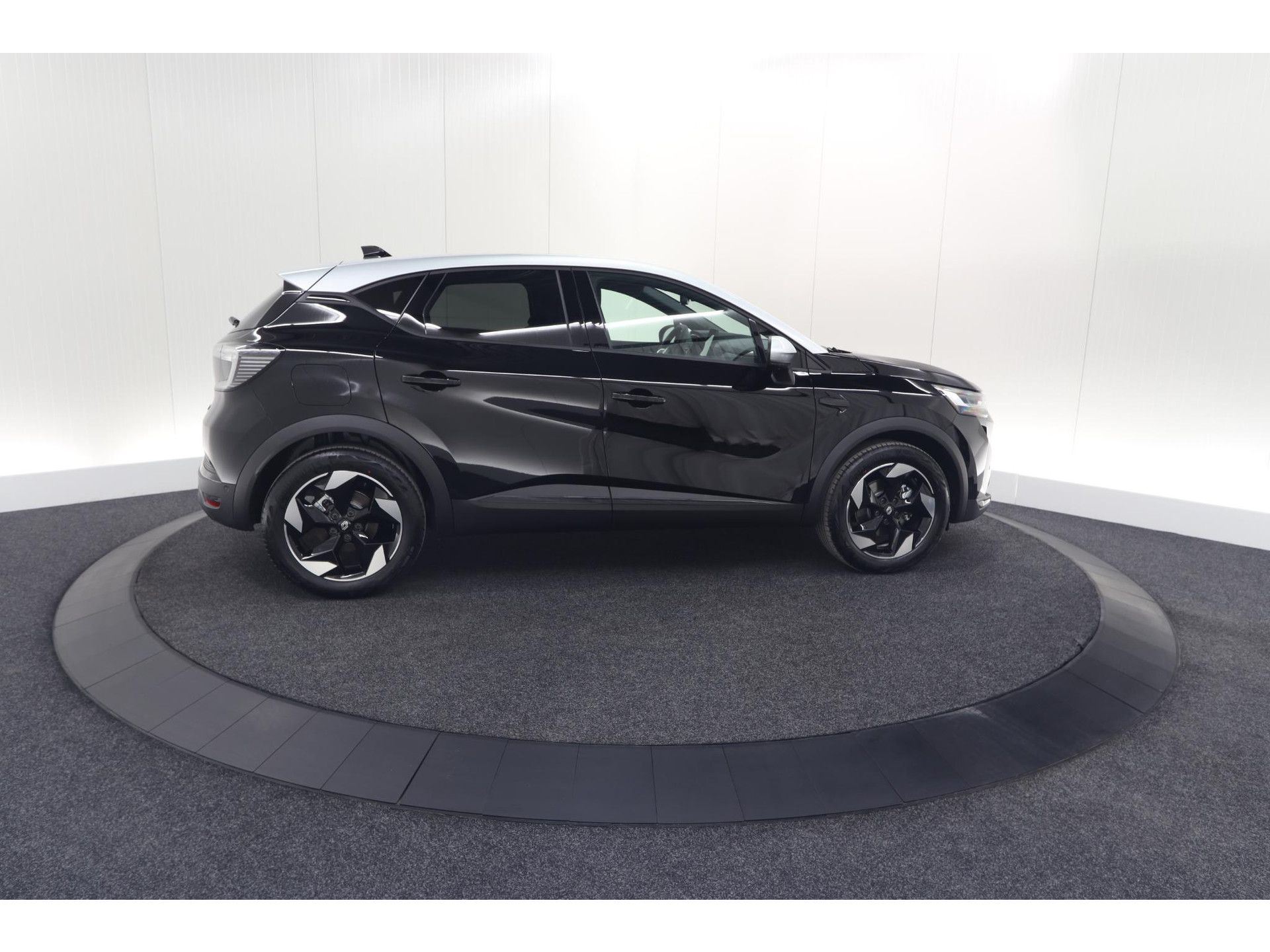 Renault Captur 1.6 E-Tech full hybrid 145 Techno | 360 Camera | Adaptieve Cruise Control | Apple Carplay | 18 Inch Lichtmetalen Velgen