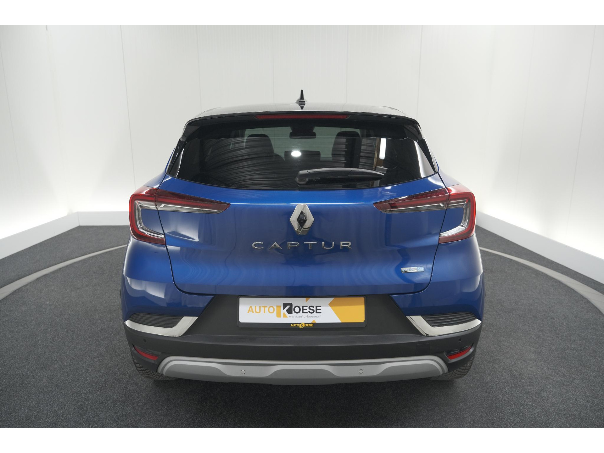 Renault Captur 1.6 E-Tech Plug-in Hybrid 160 Intens | Allseason Banden | Camera | 9.3 Inch Grootscherm | Apple Carplay