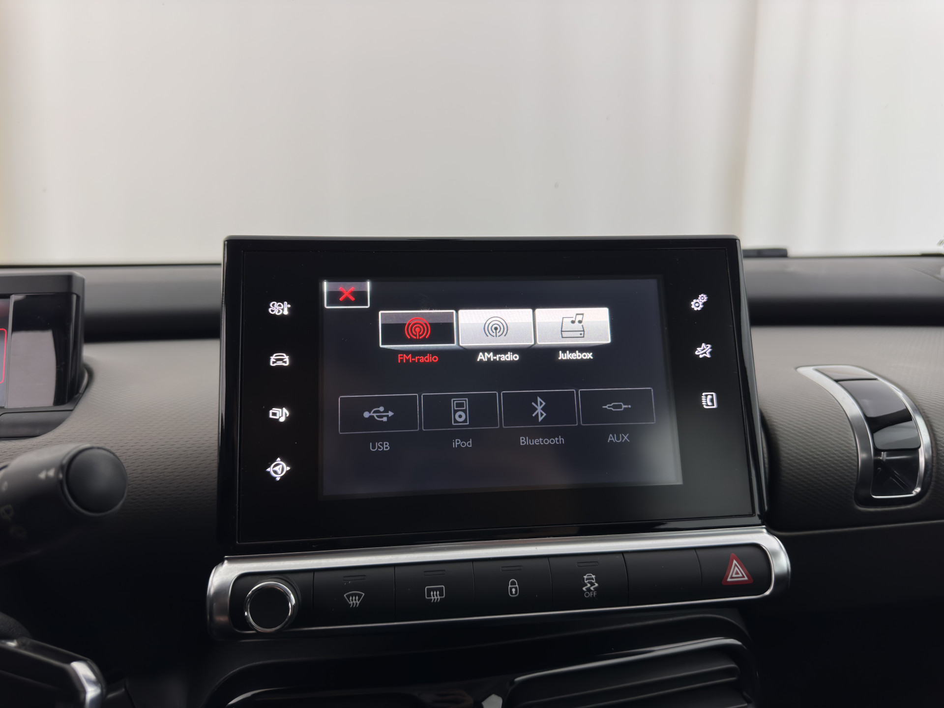 Citroën C4 Cactus 1.6 BlueHDi Feel *NAVI-FULLMAP | HEATED-COMFORTSEATS | CAMERA | ECC | PDC | CRUISE*