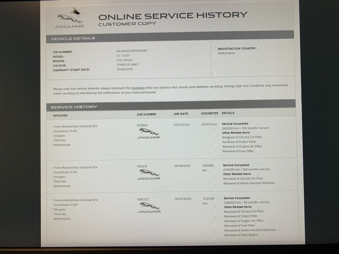 Jaguar XJ 3.0 V6D Portfolio Long (INCL-BTW) Aut. *PANO | LEATHER  | BI-XENON | MERIDIAN-AUDIO | MEMORY-PACK | KEYLESS | CAMERA | ECC | HEATED-COMFORTSEATS | PDC | NAVI-FULLMAP | SHIFT-PADDLES | CRUISE | 19"ALU*