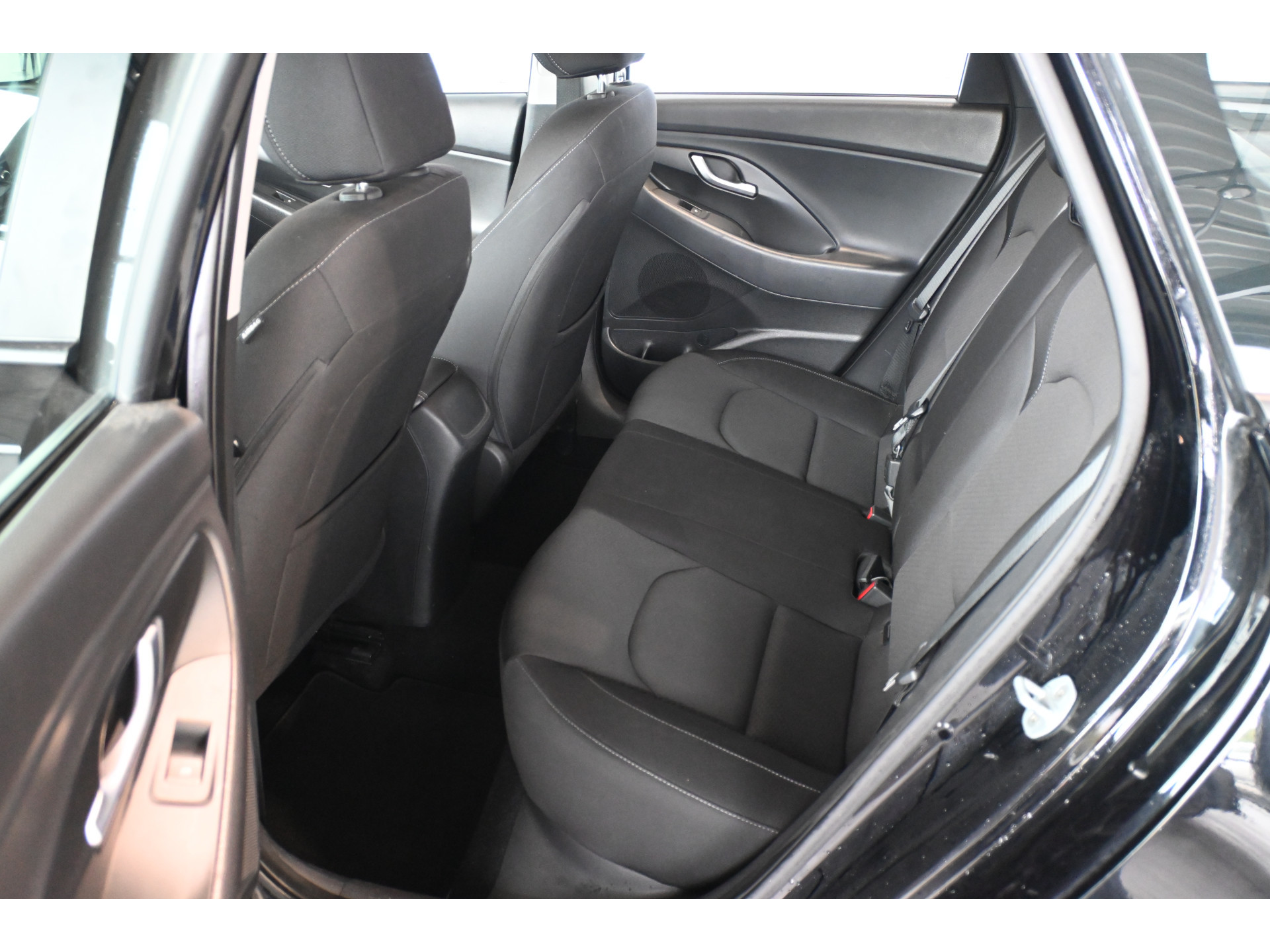 Hyundai i30 Wagon 1.4 T-GDI Comfort Clima Navigatie Camera Trekhaak Rijklaarprijs Inruil Mogelijk!