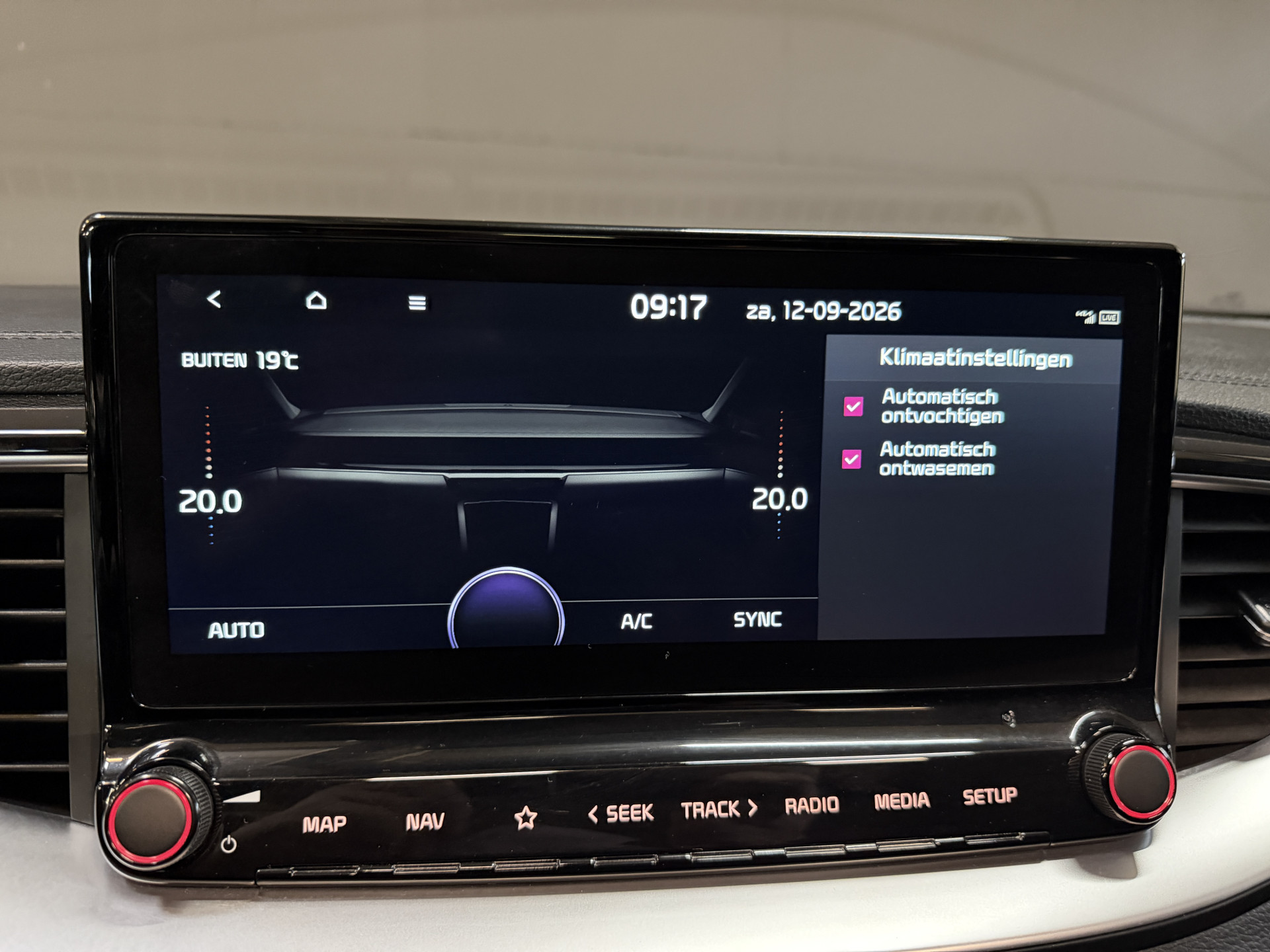 Kia Ceed Sportswagon 1.0 T-GDi GT-Line | Panoramadak | Dealer onderhouden | Camera | Afn. Trekhaak | Stoel/stuurverwarming | Carplay