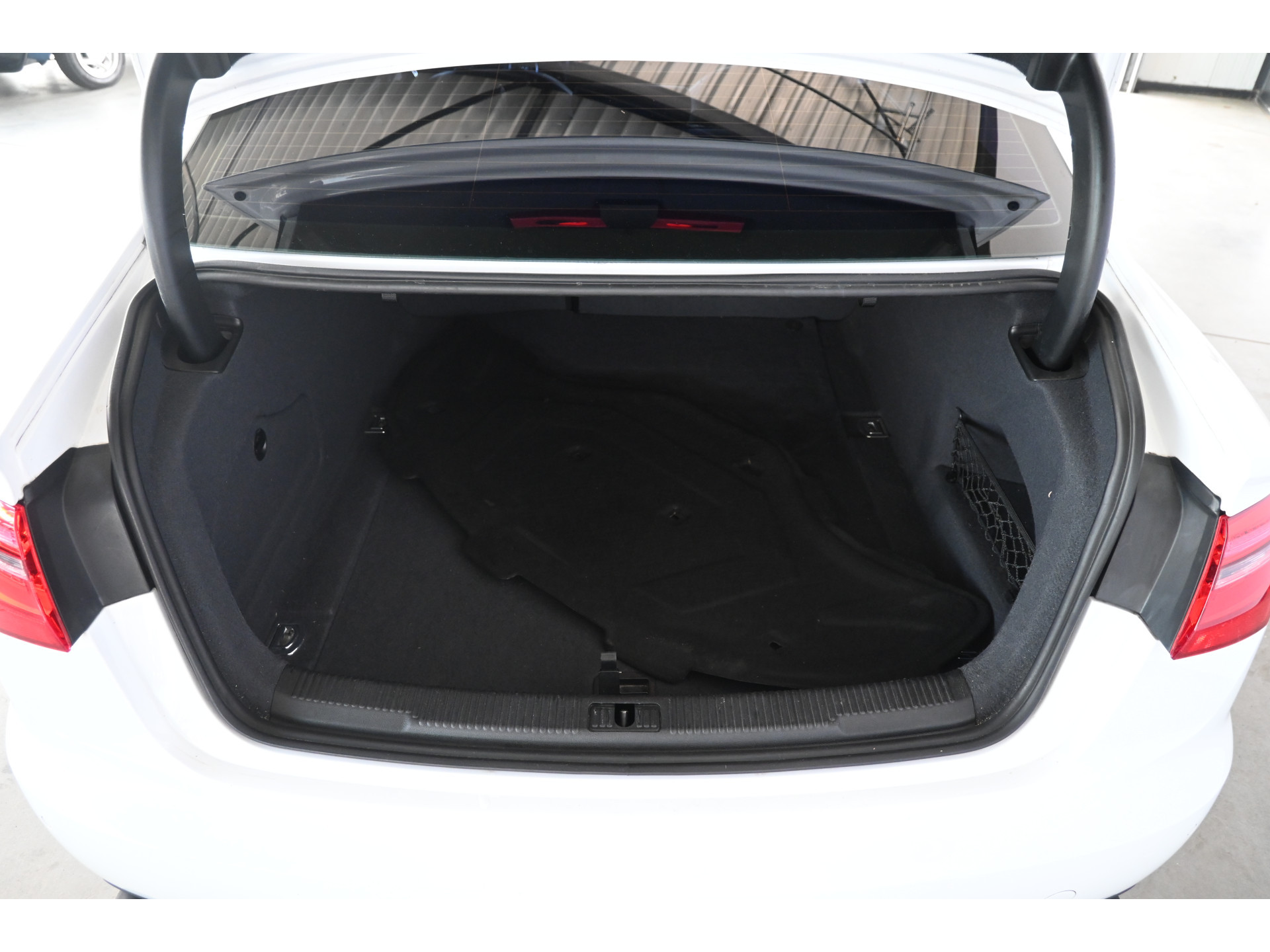Audi A6 Limousine 2.0 TFSI S-Line Automaat Clima Navigatie Stoelverwarming Goed Onderhouden! Inruil Mogelijk!