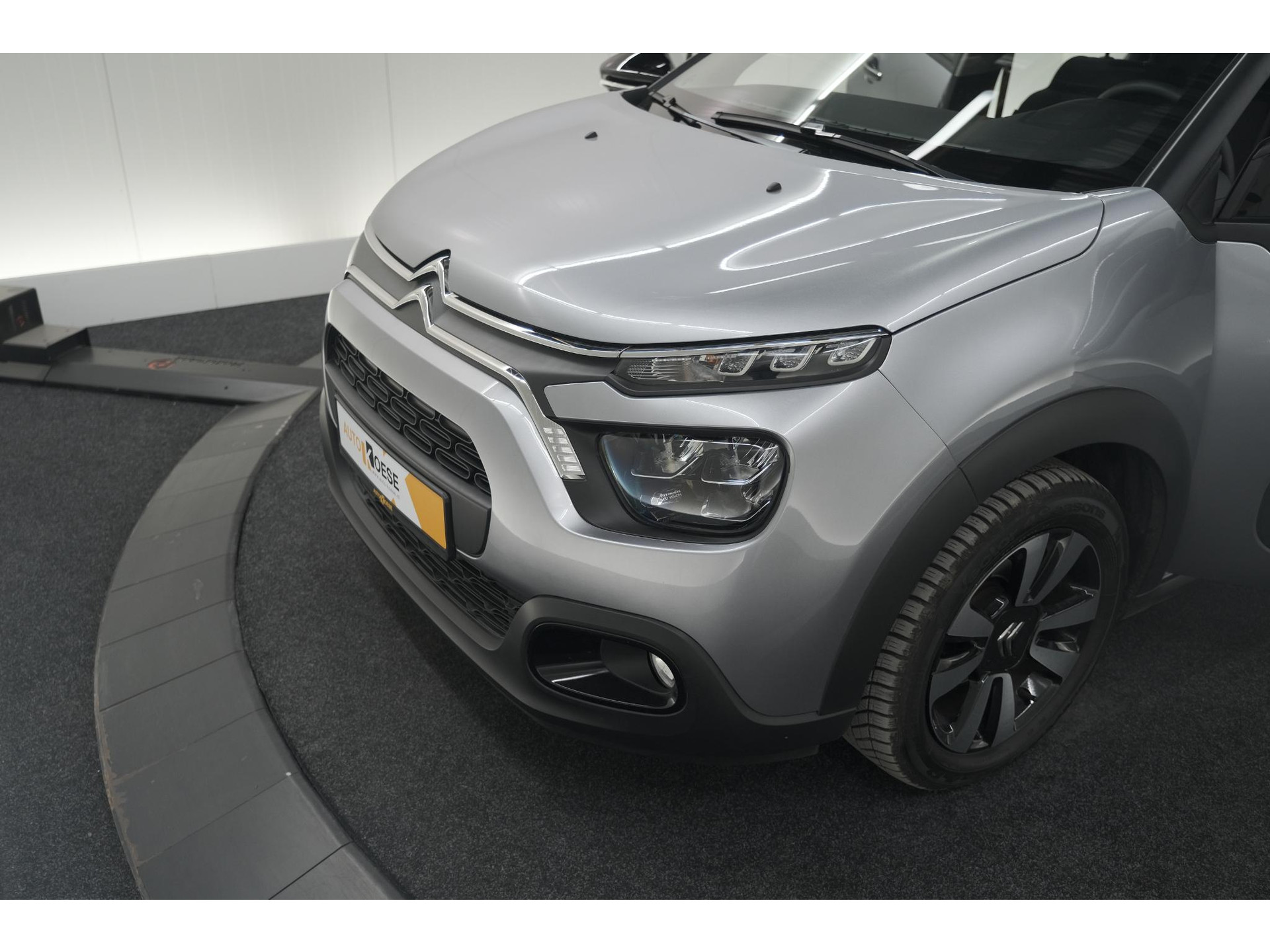 Citroen C3 PureTech 110 EAT6 Max | Camera | Parkeersensoren | Navigatie | Apple Carplay