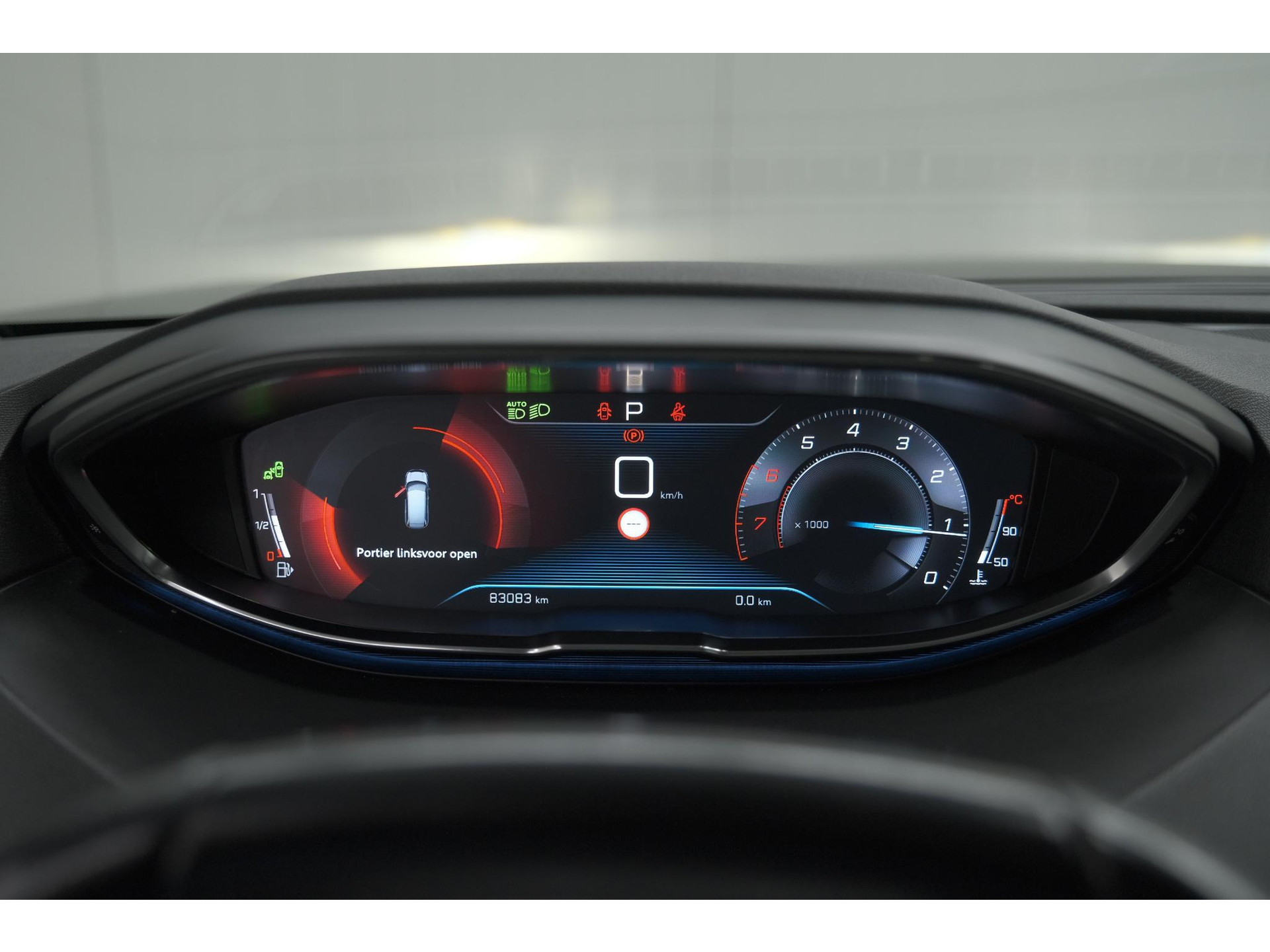 Peugeot 5008 PureTech 130 EAT8 Crossway | Trekhaak | Camera | Navigatie | Apple Carplay
