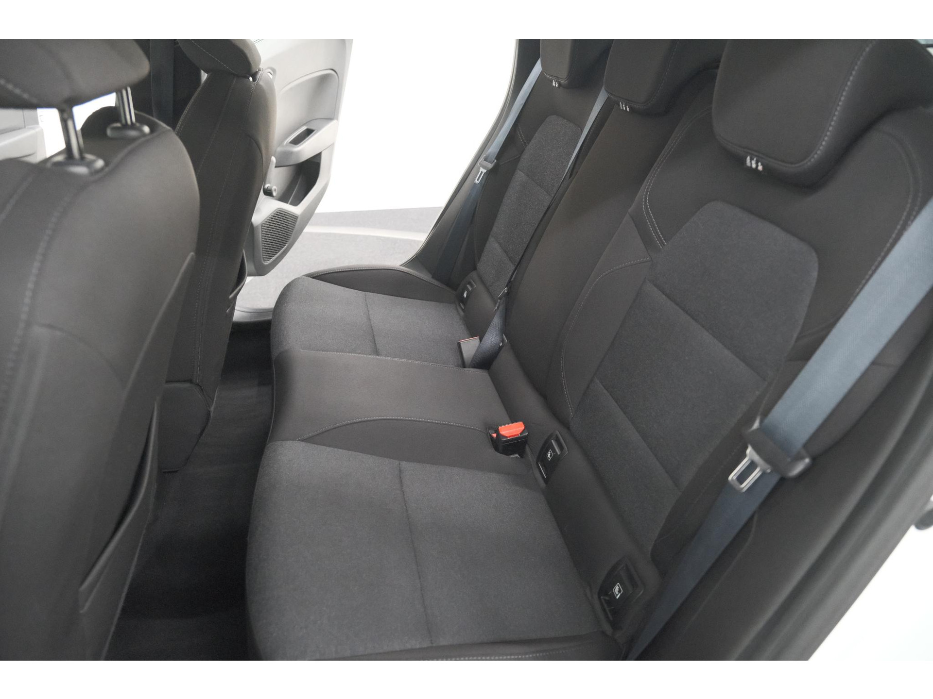 Renault Clio TCe 90 Equilibre | Parkeersensoren | Apple Carplay | Cruise Control | Airco