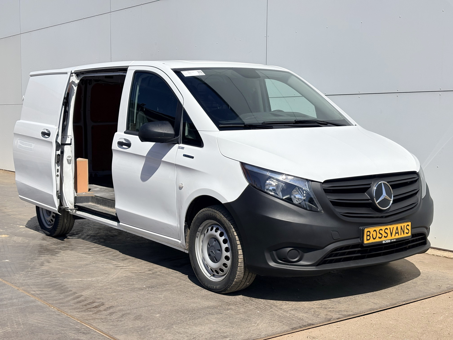 Mercedes-Benz eVito 112 66kWh L2 Elektrisch 95.8% (SOH) 280-WLTP 80kw Snelladen Climate Control Cruise Control Camera Stoelverwarming Parkeersensoren