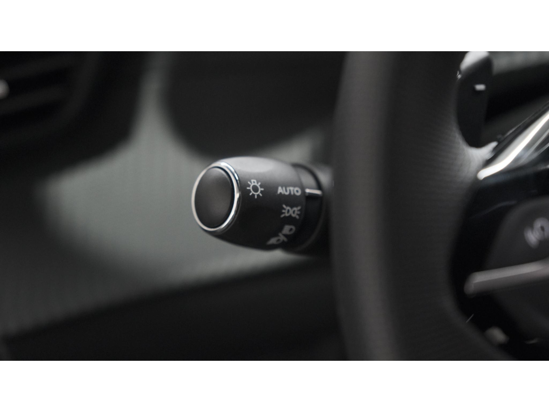 Peugeot 2008 PureTech 130 EAT8 GT | 360 Camera | Adaptieve Cruise Control | Dodehoekdetectie | Apple Carplay