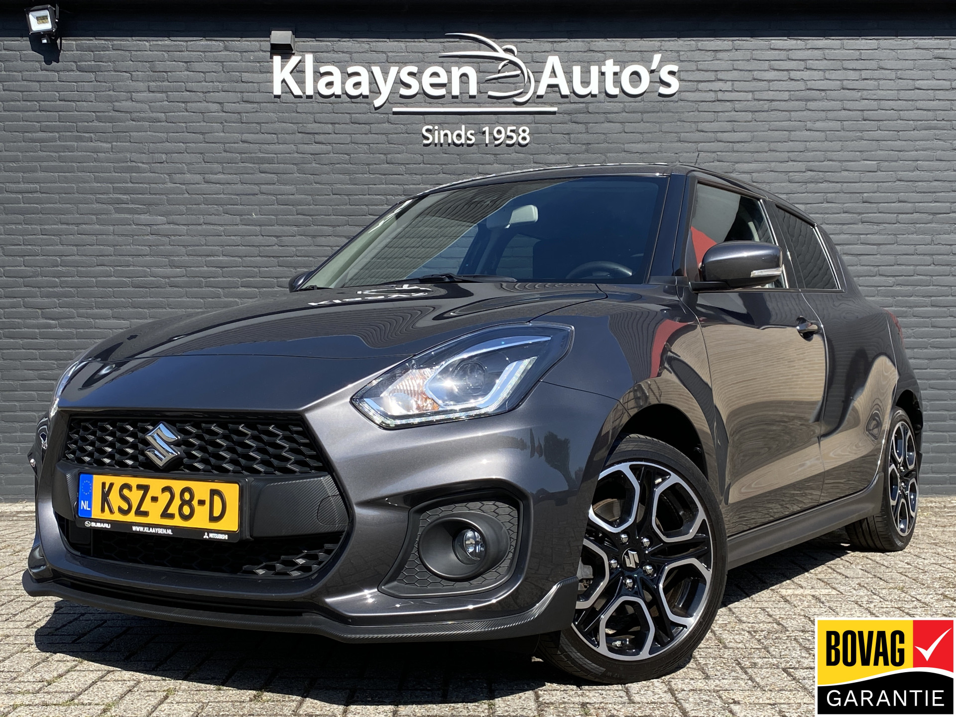 Suzuki Swift 1.4 Sport Smart Hybrid | 1e eigenaar | dealer onderhouden | navigatie | sportstoelen | camera | carplay