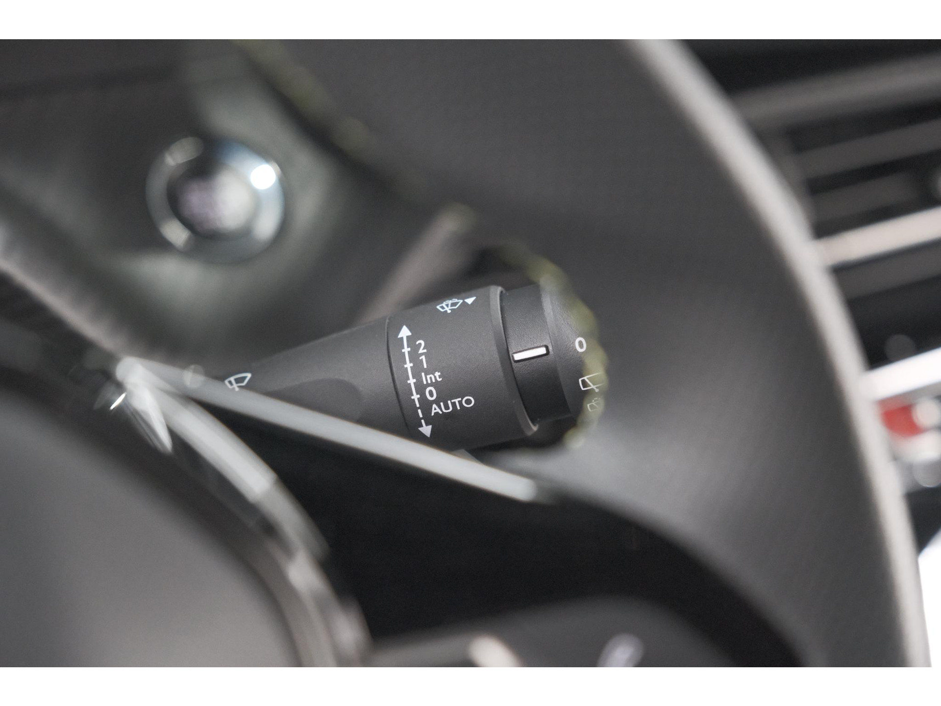 Peugeot e-2008 EV GT 50 kWh | 3 Fase | 360 Camera | Adaptieve Cruise Control | Dodehoekdetectie