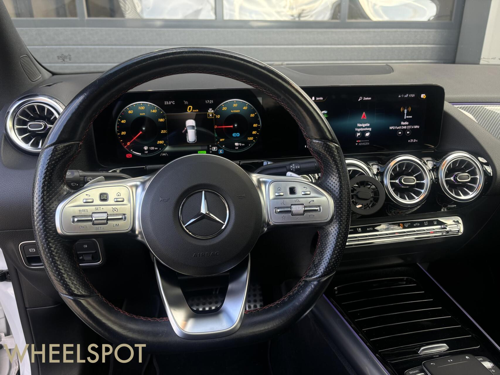Mercedes GLA-klasse 250 e AMG|Pano|Sfeer|CarPlay|Stoelverwar