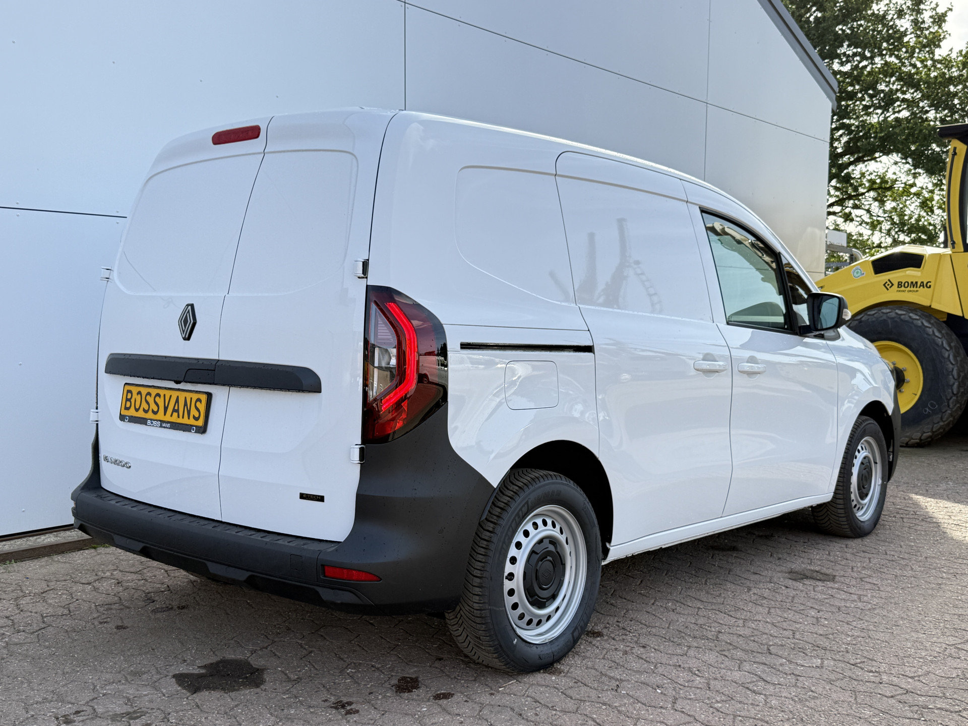 Renault Kangoo e-Tech 45kWh 122PK Nieuw! Elektrisch 300km WLTP Dubbele Schuifdeur LED Airco Carplay Cruise Control Camera Parkeersensoren v+a