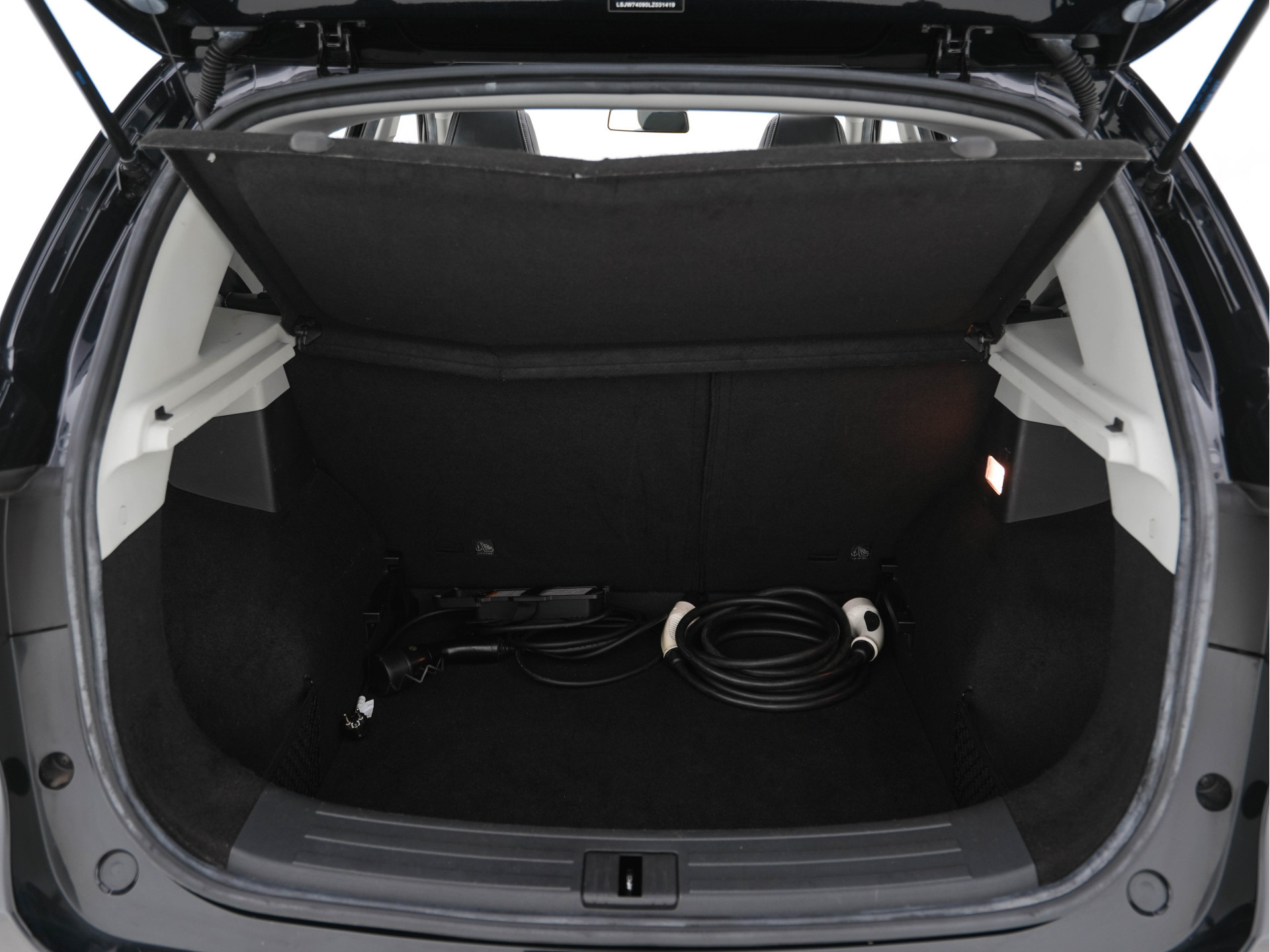 MG ZS EV Luxury 45 kWh { SOH-90%} (INCL-BTW) *PANO | LEATHER | CCS-FASTLOADER | KEYLESS | NAVI-FULLMAP | ADAPTIVE-CRUISE | CAMERA | CARPLAY | DAB | LANE-ASSIST | SPORT-SEATS | 17"ALU*