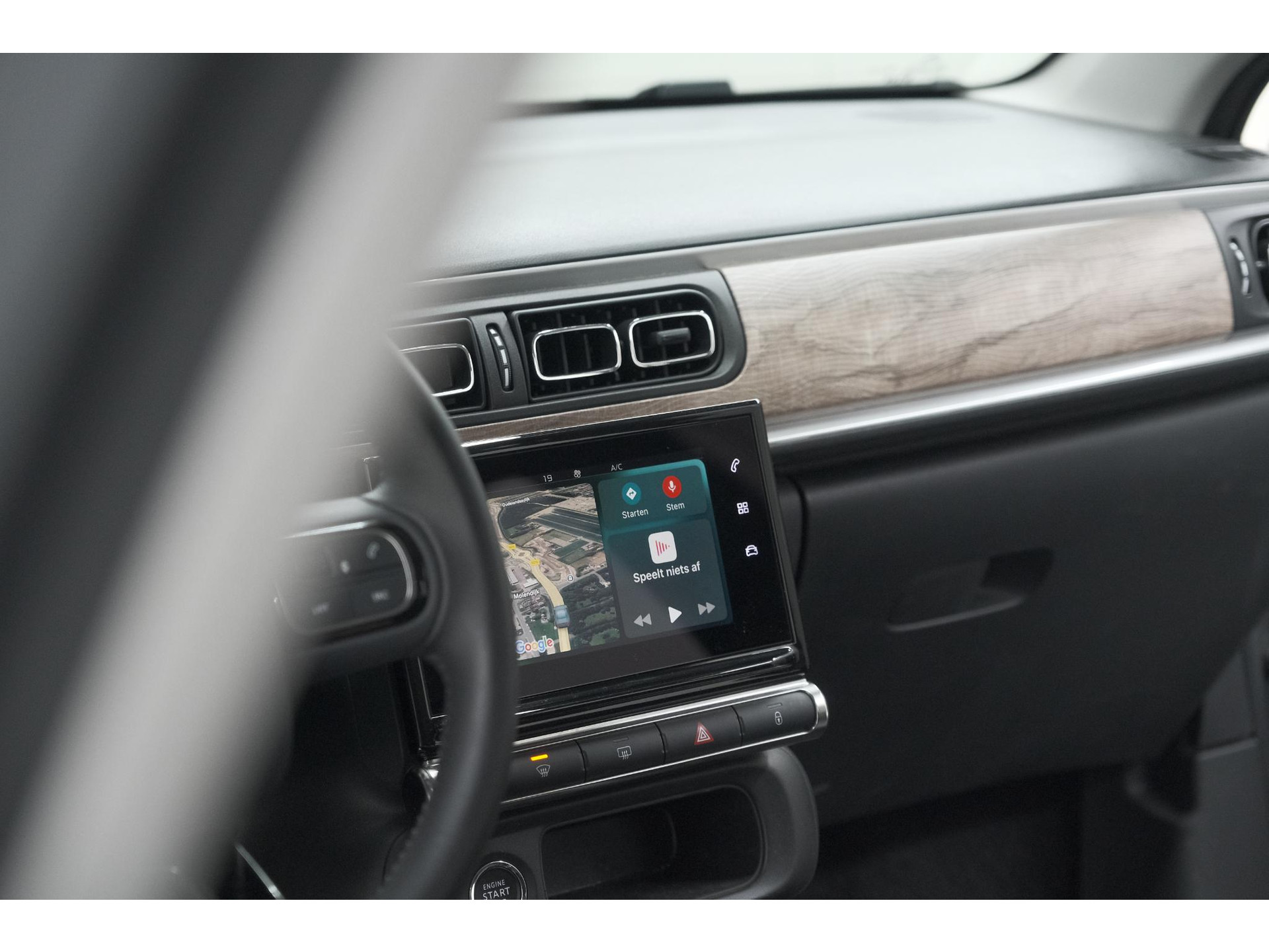 Citroen C3 PureTech 83 Max | Camera | Stoelverwarming | Navigatie | Parkeersensoren