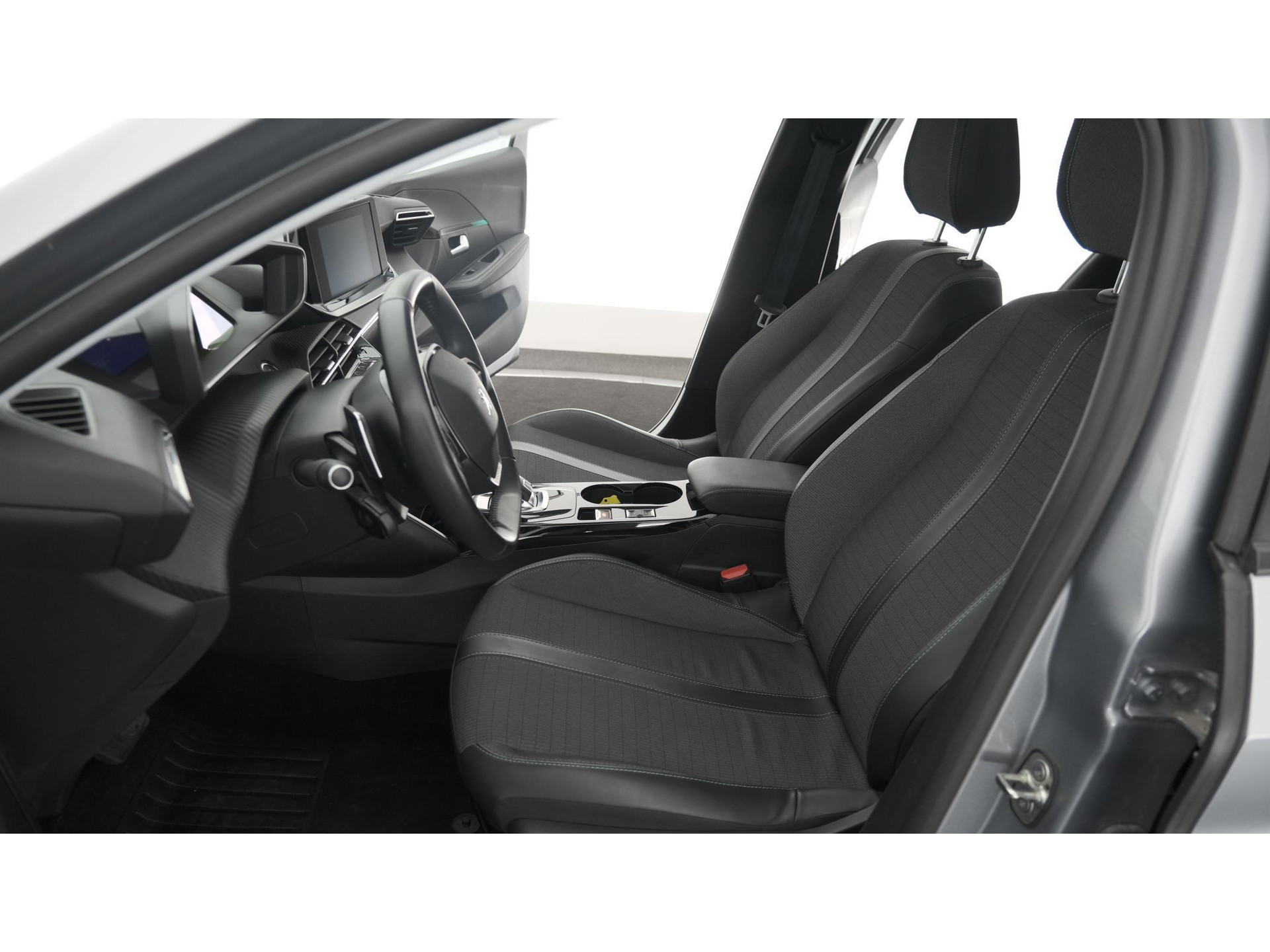 Peugeot 208 PureTech 100 EAT8 Allure | Parkeersensoren | Stoelverwarming | Apple Carplay | Climate Control