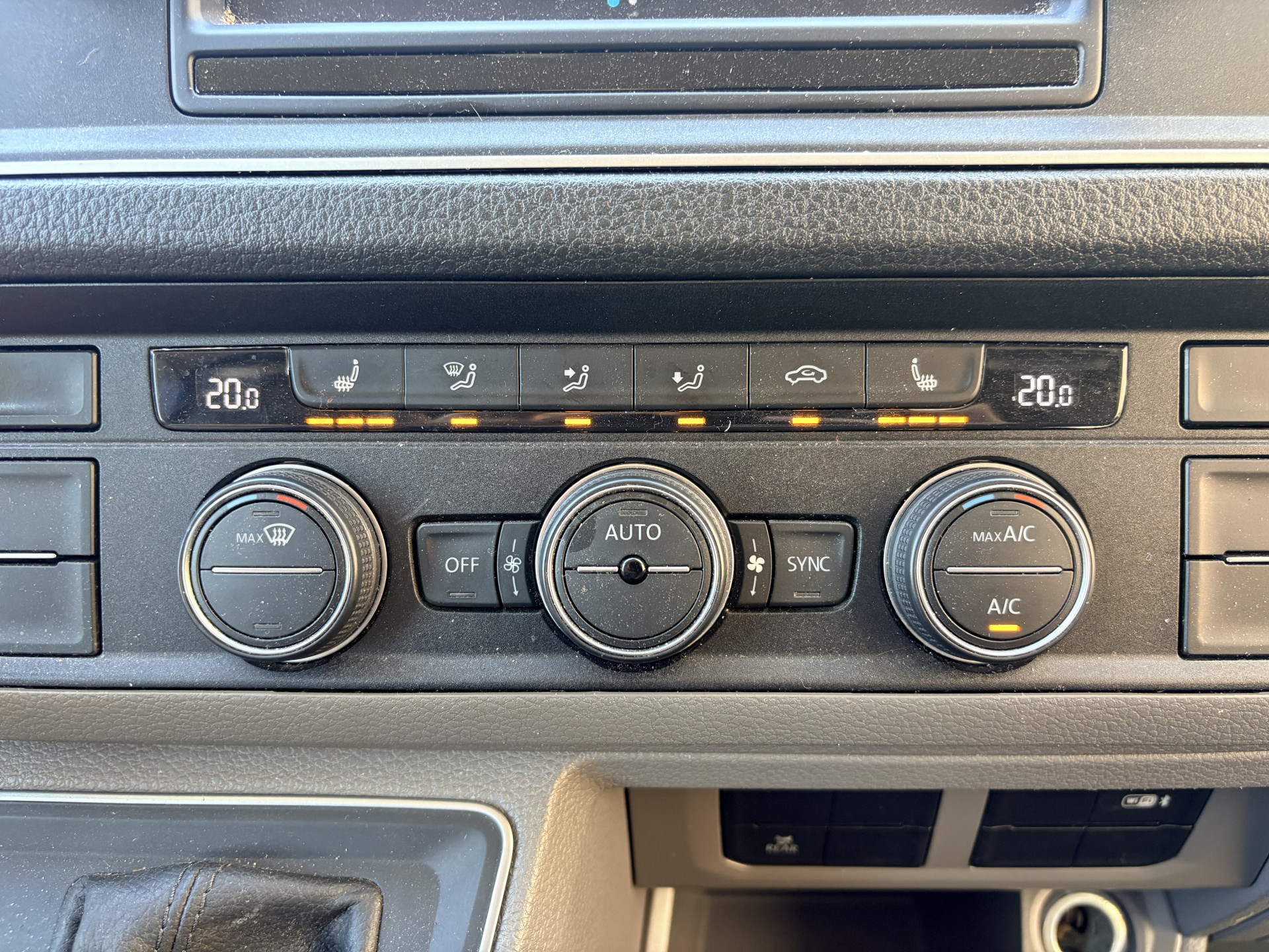 Volkswagen Crafter e-Crafter 36kWh 136PK Elektrisch Koelwagen Zanotti Nachtkoeling LED Climate Control Cruise Control Carplay Camera Parkeersensoren 360° Frigo Koeler Kühlwagen Night Cooling