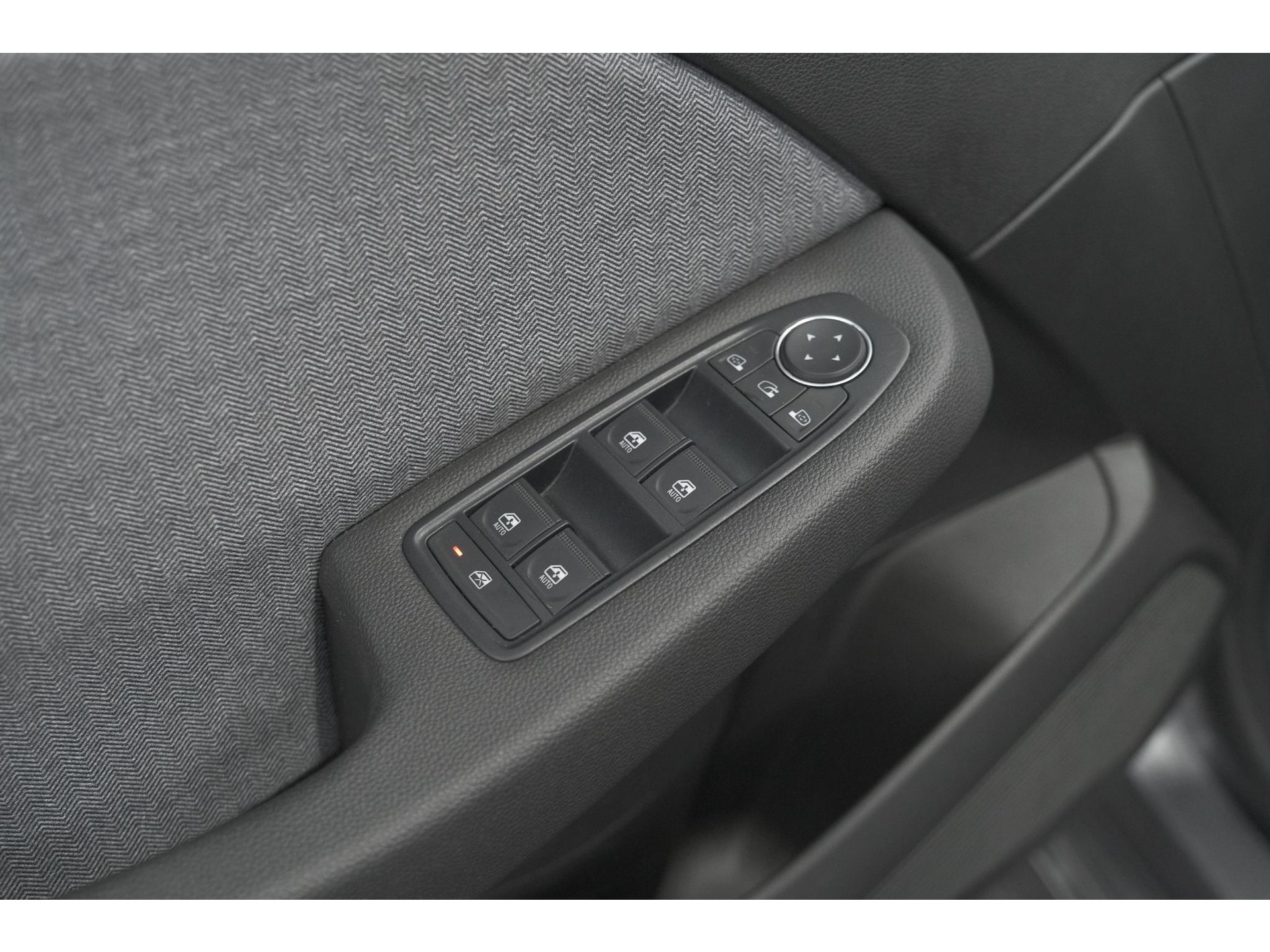 Renault Clio TCe 90 Techno | 360 Camera | Adaptieve Cruise Control | 9.3 Inch Groot Scherm