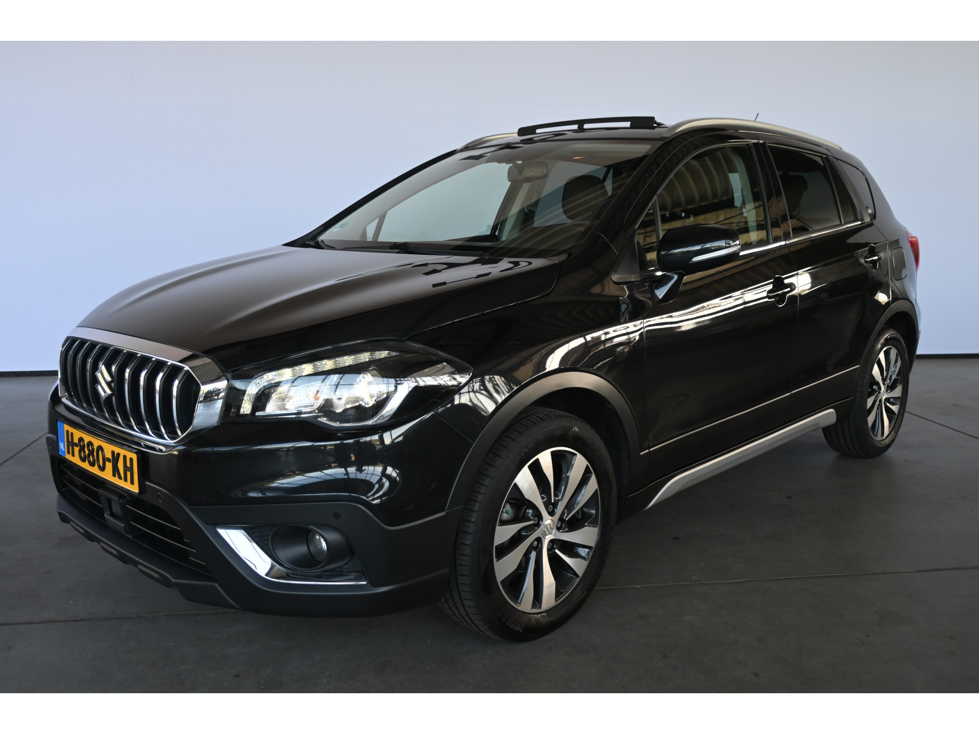 Suzuki S-Cross 1.0 Boosterjet Stijl Clima Navigatie Panoramadak Stoelverwarming Goed Onderhouden! Inruil Mogelijk!