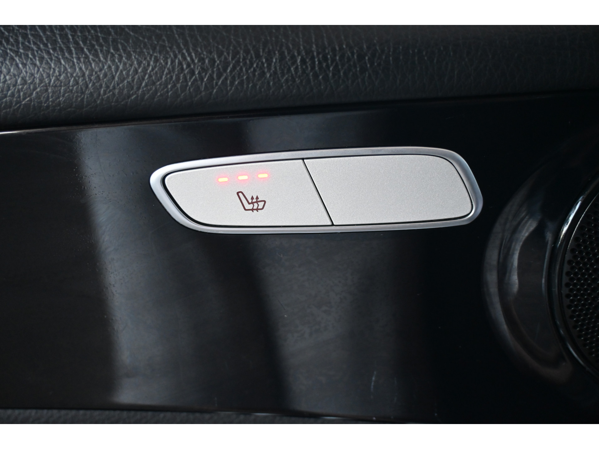 Mercedes-Benz GLC-klasse 350e 4MATIC Business Solution Automaat Navigatie Stoelverwarming Trekhaak Rijklaaprijs! Inruil Mogelijk!