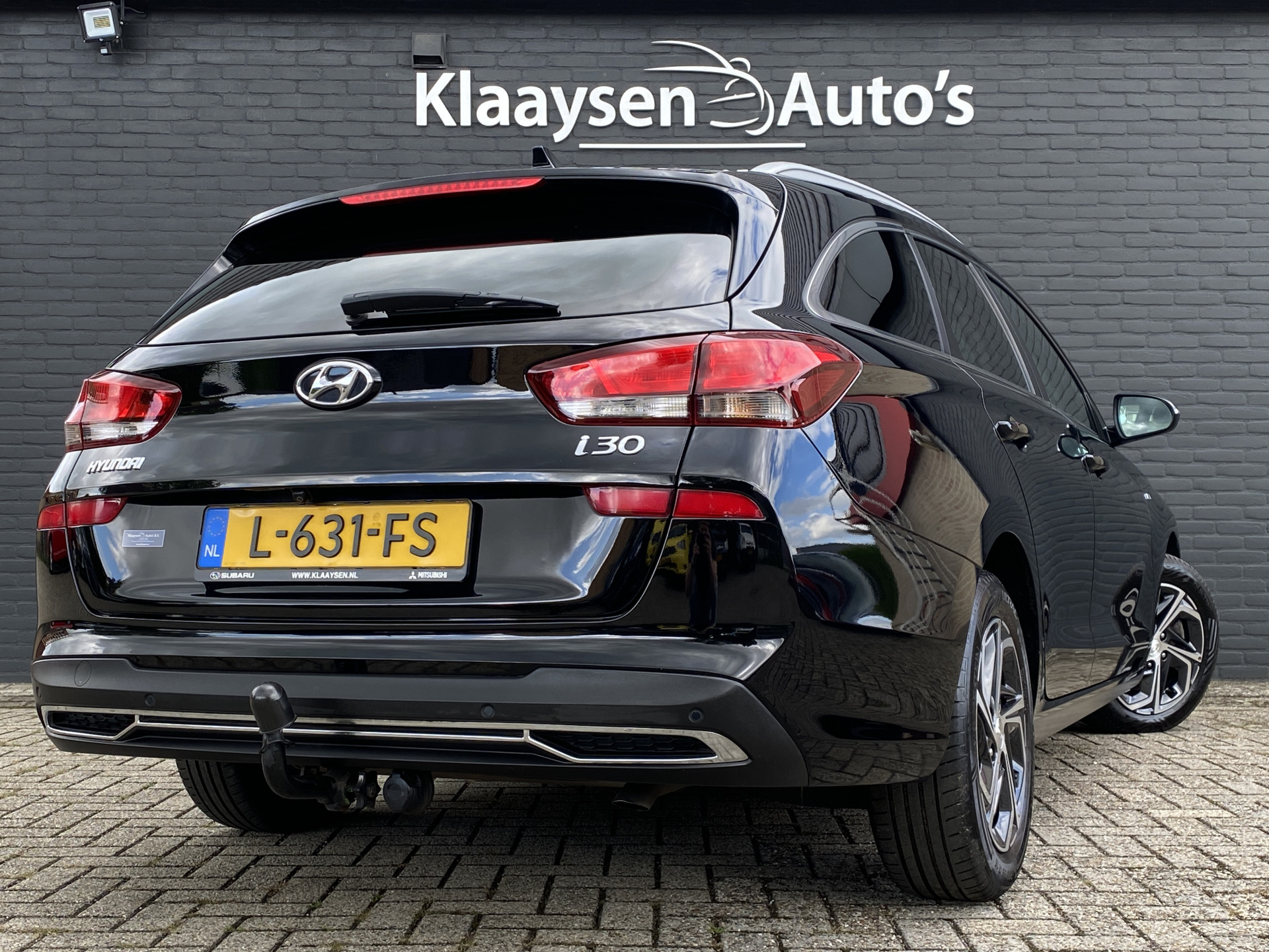 Hyundai i30 Wagon 1.5 T-GDi  MHEV 160 pk Comfort Smart AUT. | navigatie | stoel-/stuurverw. | camera | trekhaak | parkeersensoren