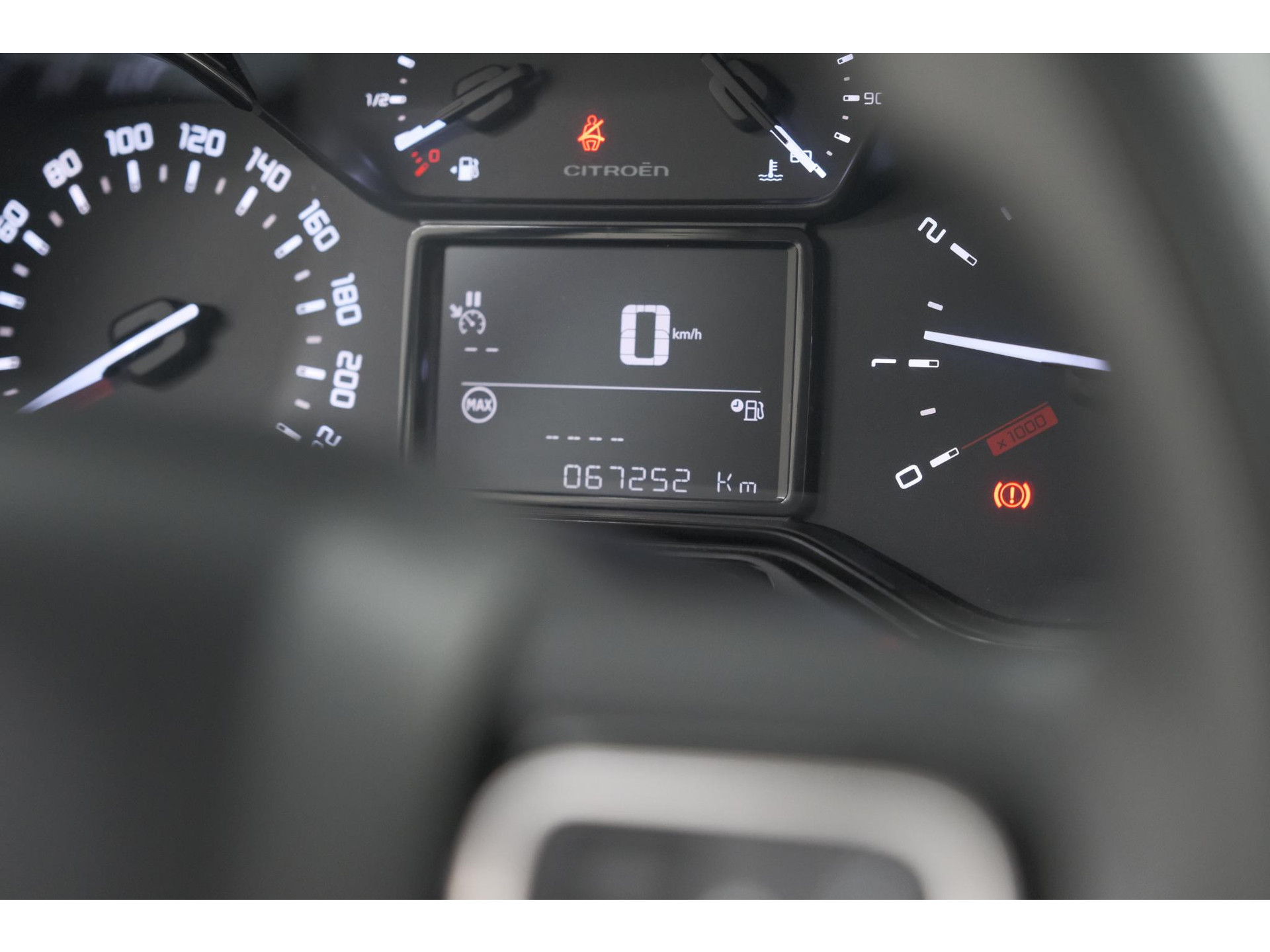 Citroen C3 PureTech 82 C-Series | Trekhaak | Stoelverwarming | Camera | Apple CarPlay