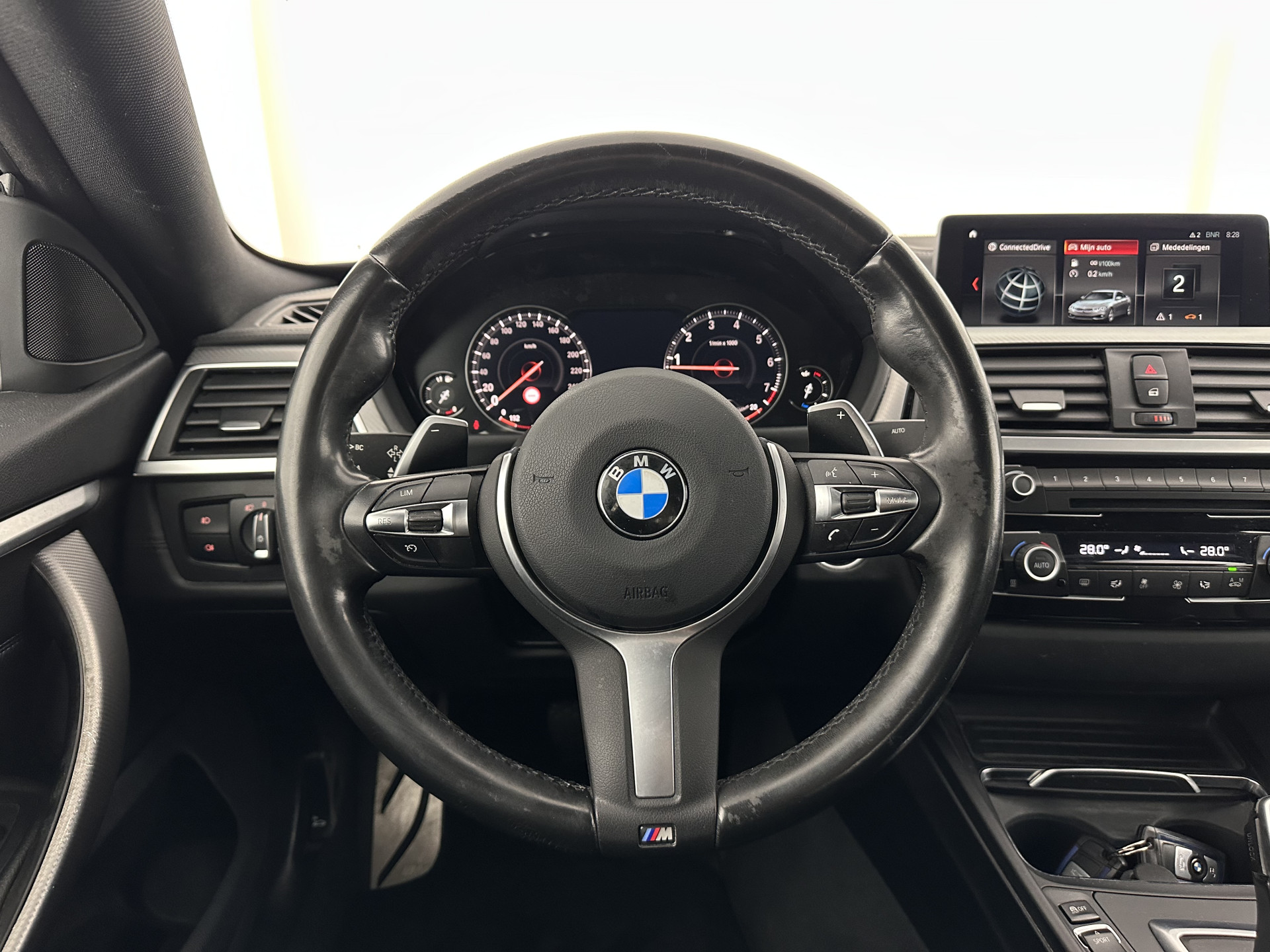 BMW 4-serie Gran Coupé 420i M-Sportpack High Executive Edition (INCL-BTW) Aut. *LEATHER | FULL-LED | DIGI-COCKPIT | HIFI-SOUND | HEATED-SPORTSEATS | DAB+ | CAMERA | SHIFTPADDLES | PRIVACYGLASS | HEAD-UP | TOWBAR | KEYLESS | CARBON-INLAY | 19''ALU*
