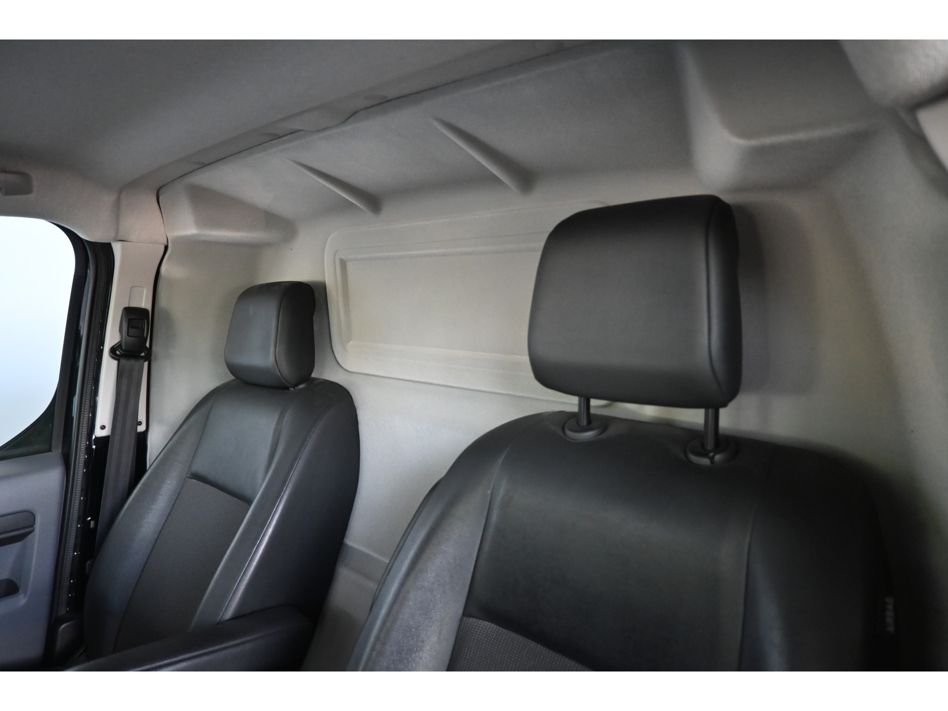 Toyota PROACE Worker 2.0 D-4D Navigator Long Automaat Clima Navigatie Stoelverwarming Rijklaarprijs! Inruil Mogelijk!