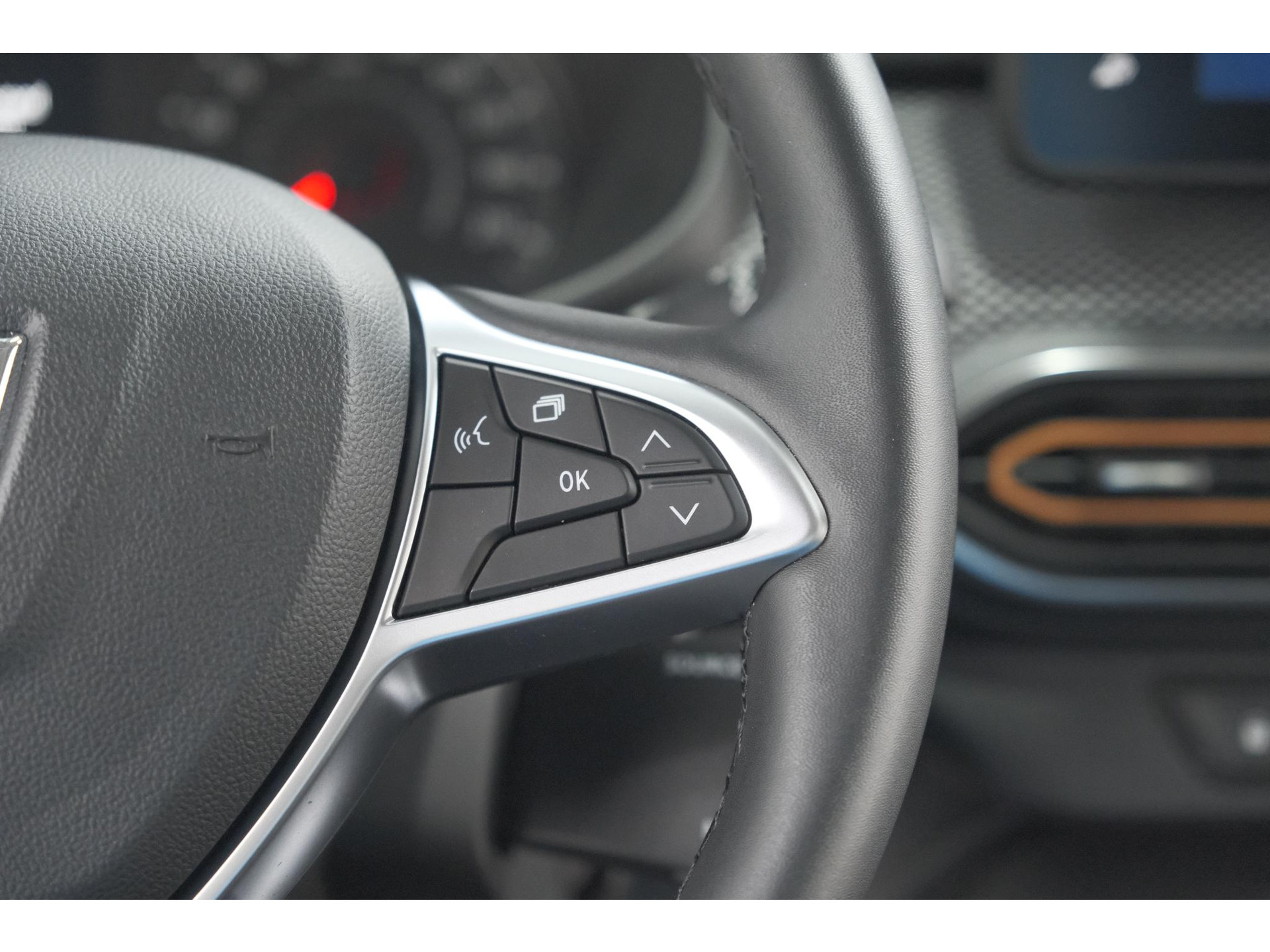 Dacia Sandero Stepway 1.0 TCe 90 Comfort | Apple Carplay | Parkeersensoren | Cruise Control