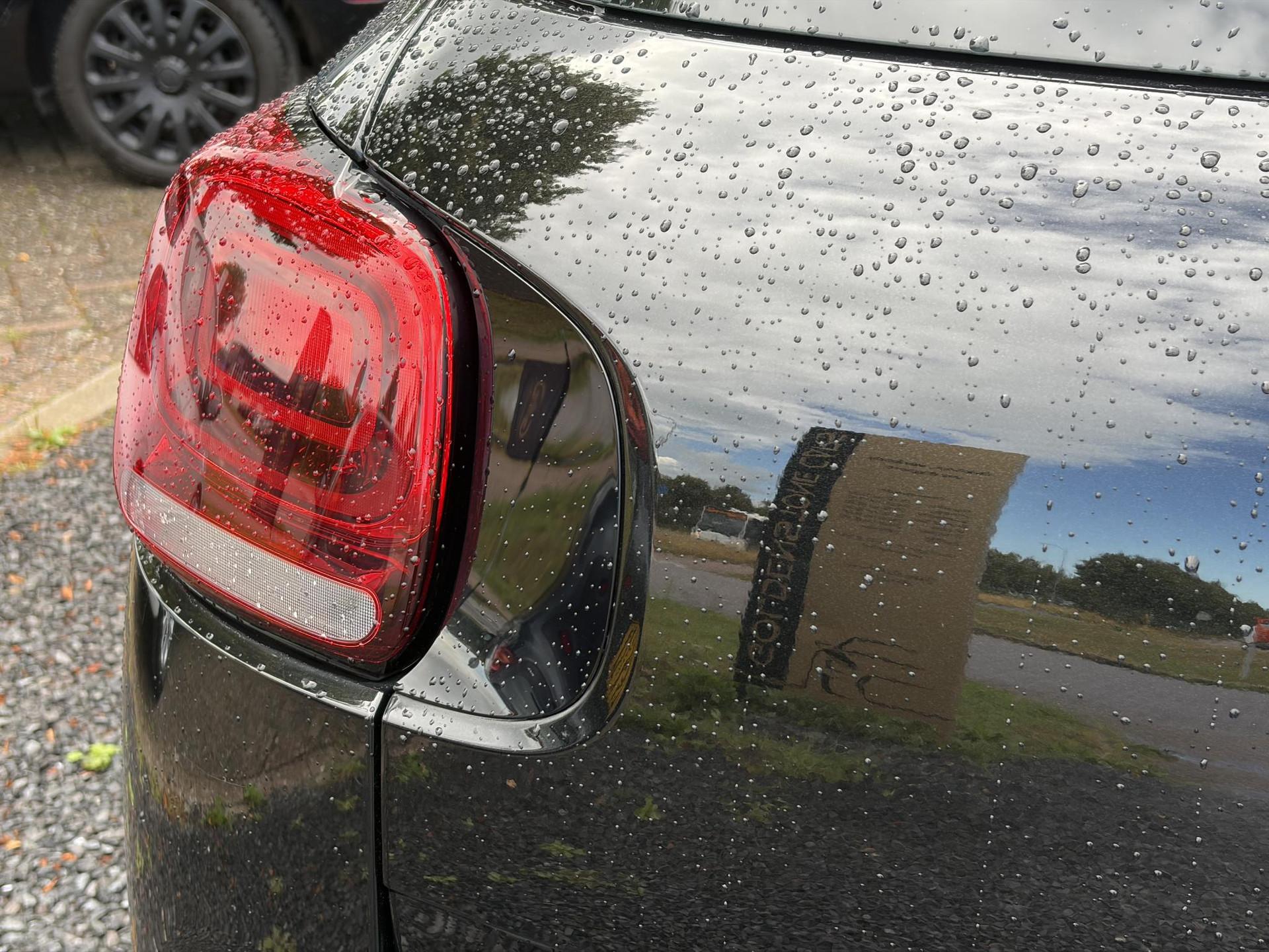 Citroen C3 Aircross 1.2 PureTech Feel ✓Draadloze telefoonlader✓Carplay✓Navi✓Clima✓Cruise ✓Pdc✓Lm velgen✓2e Eigenaar✓Net beurt gehad✓Lm velgen✓N.A.P✓Apk tot 10-2027