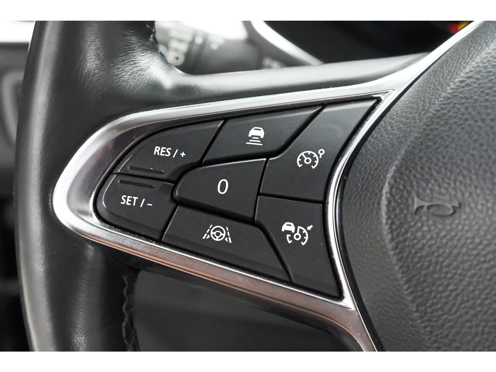 Renault Captur 1.6 E-Tech full hybrid 145 techno | Panoramadak | Camera | Adaptieve Cruise Control | 9.3 Inch Groot Scherm