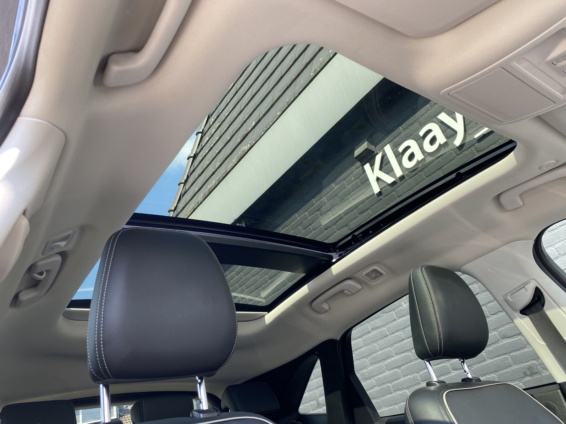 Ford Kuga 2.5 PHEV Vignale 225 pk | dealer onderh. | panoramadak | leder interieur | elektr. v. stoelen | navigatie | B&O audio