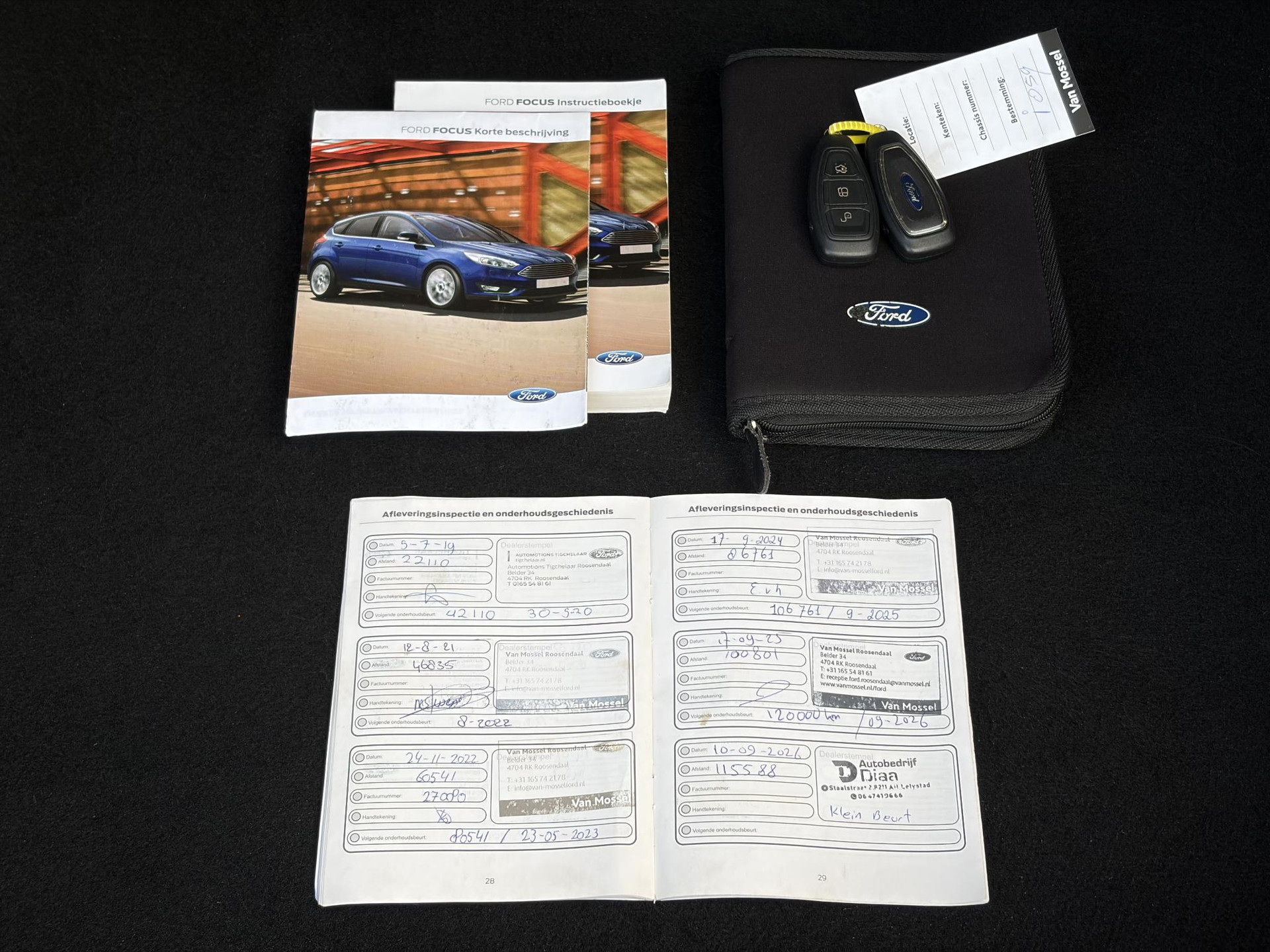 Ford Focus 1.0 Titanium   ✓125pk✓2e Eigenaar✓Navi✓Trekhaak✓6 Bak✓Clima✓Cruise✓Pdc V+A✓Net Beurt gehad✓17''Lm velgen✓N.A.P✓N.A.P✓Apk tot 09-2027